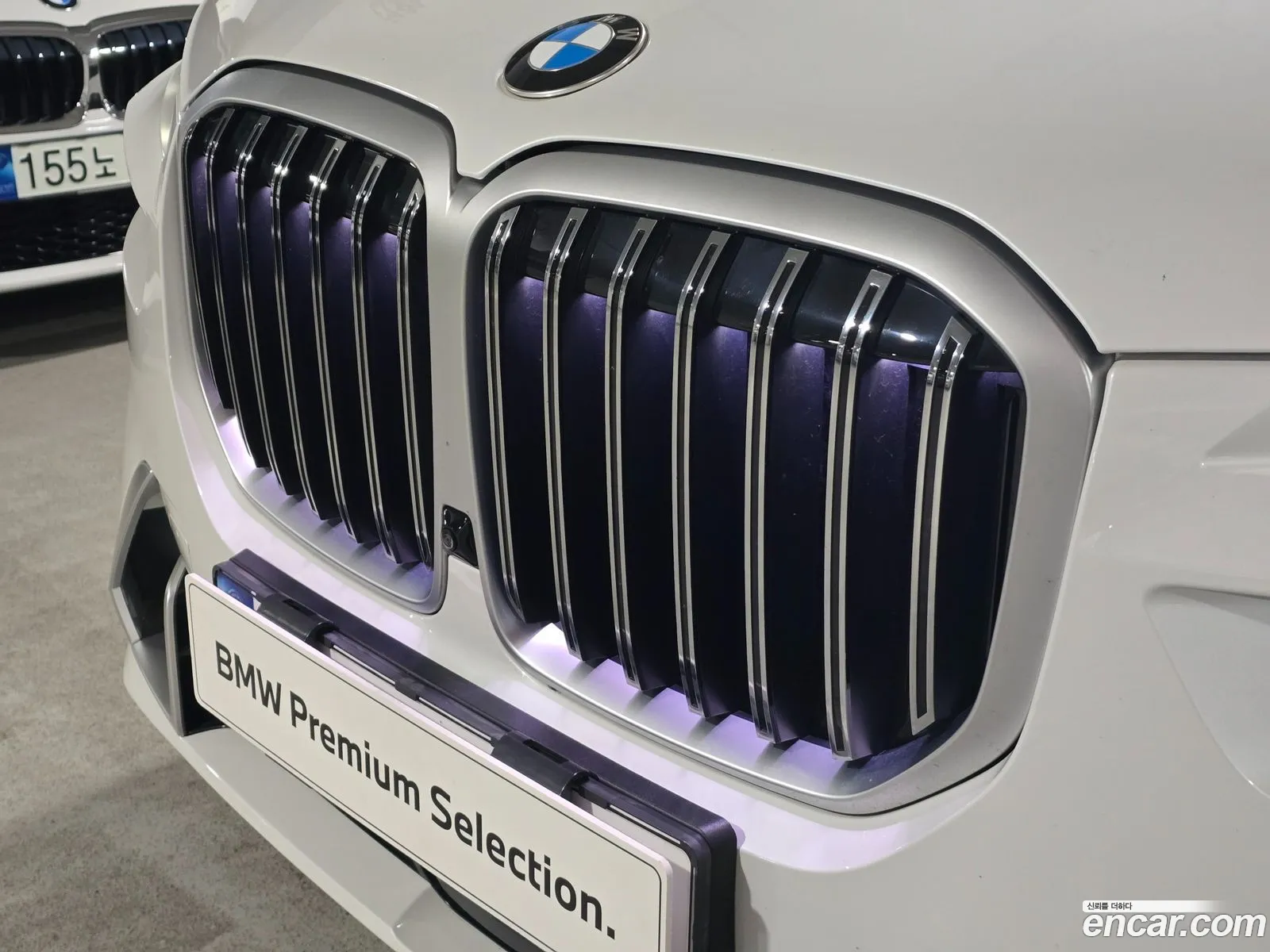 BMW X7 2023 — 17