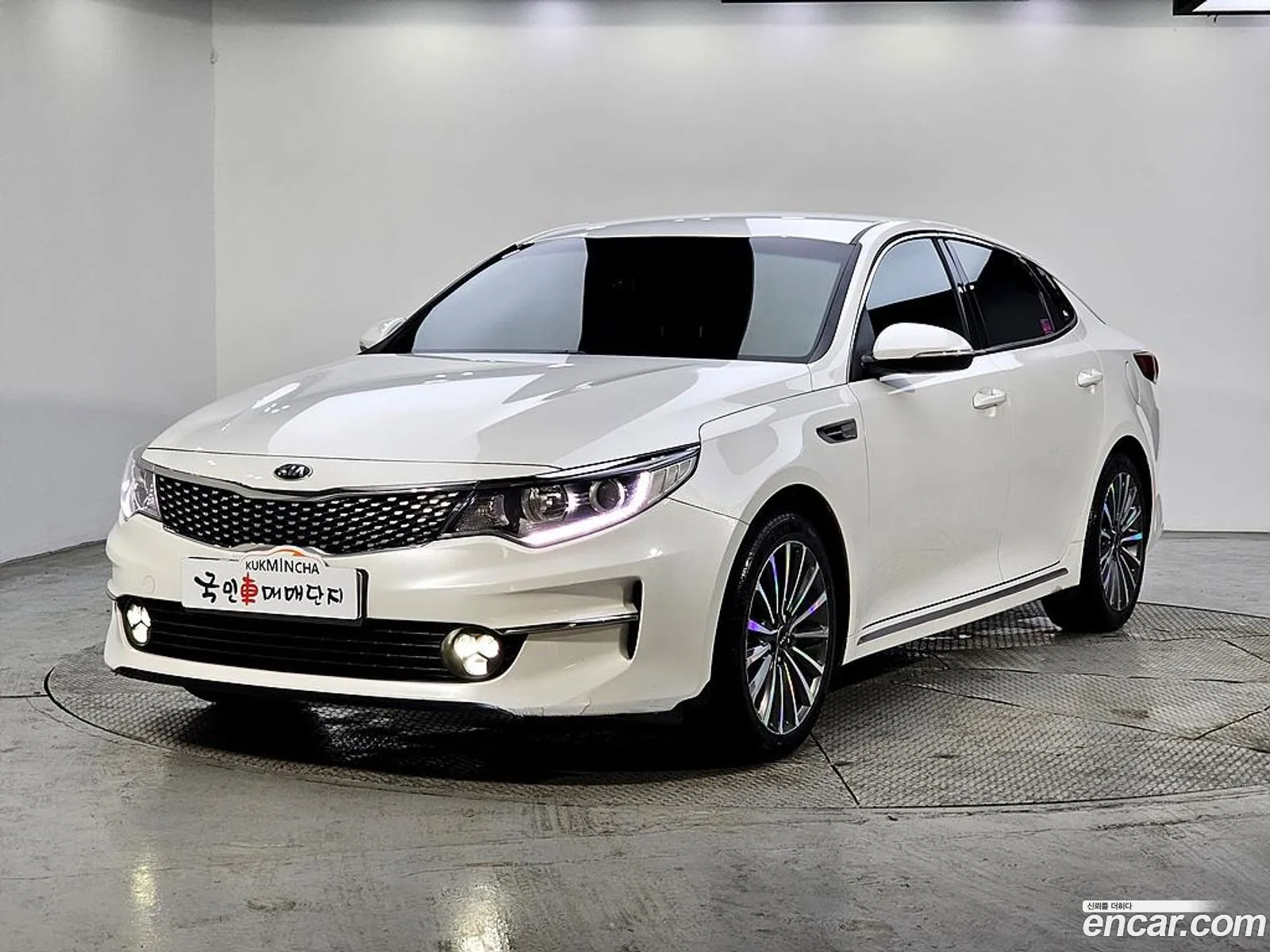 Kia K5 2017 — 20