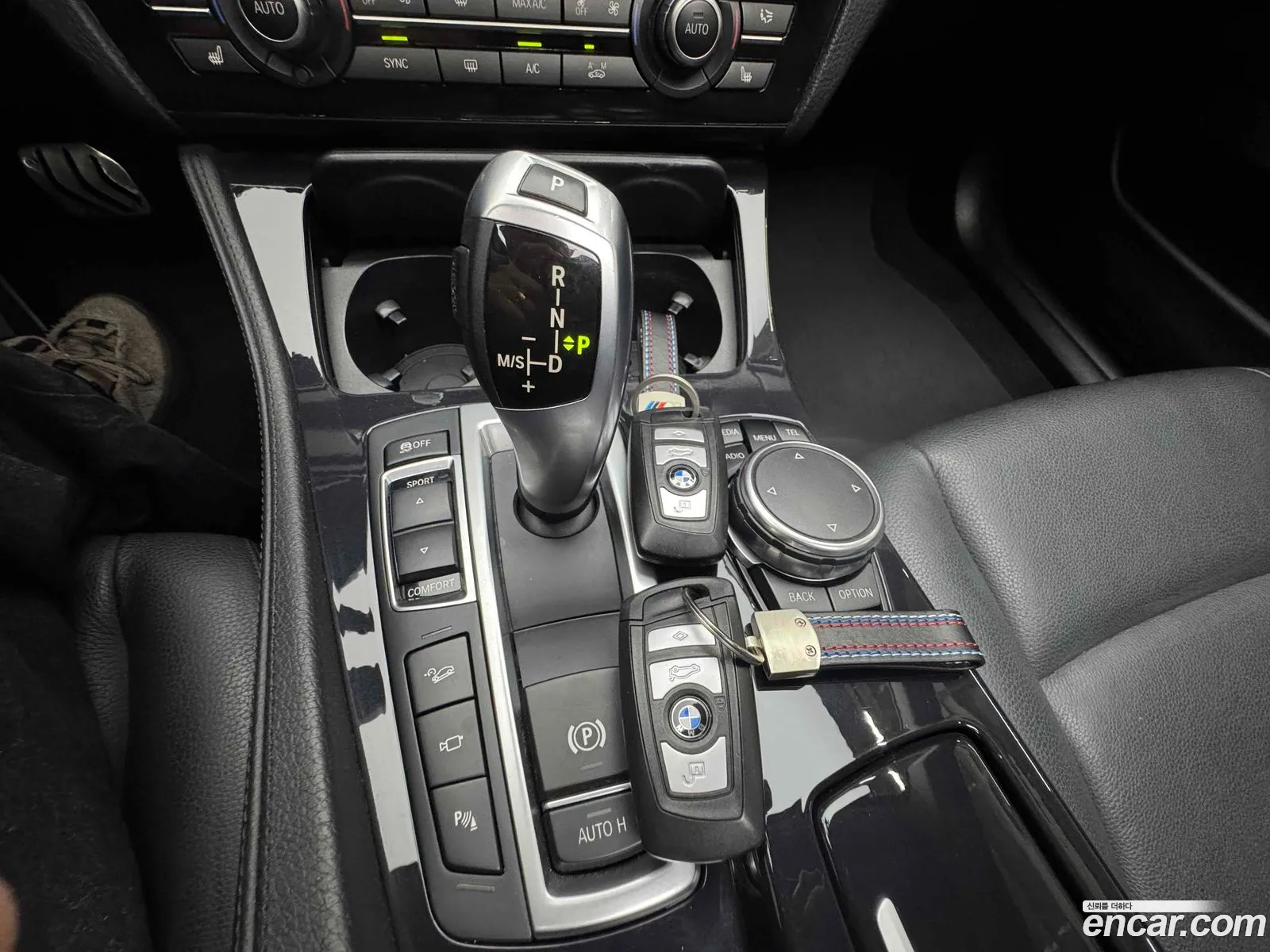 BMW 5 Series 2016 — 19
