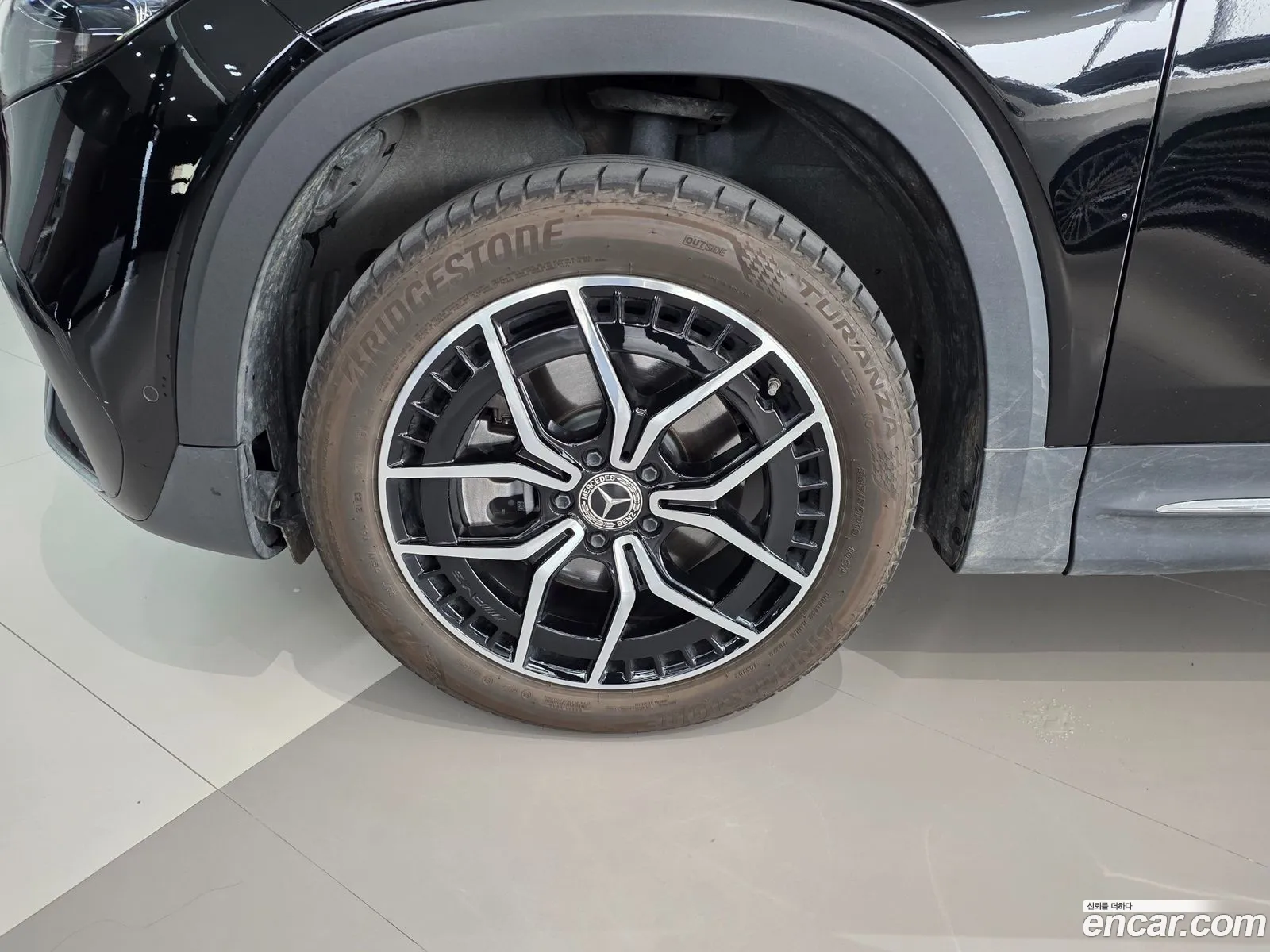 Mercedes-Benz EQB X243 2023 — 19