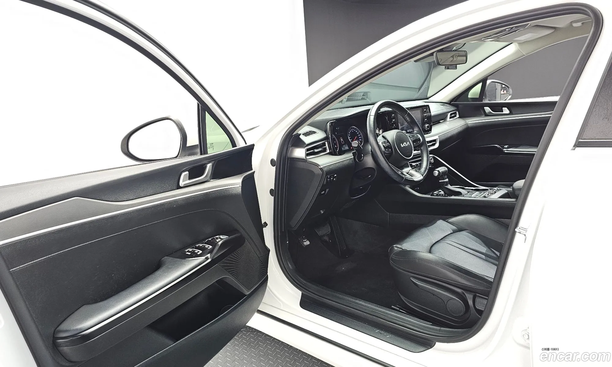 Kia K5 2022 — 9