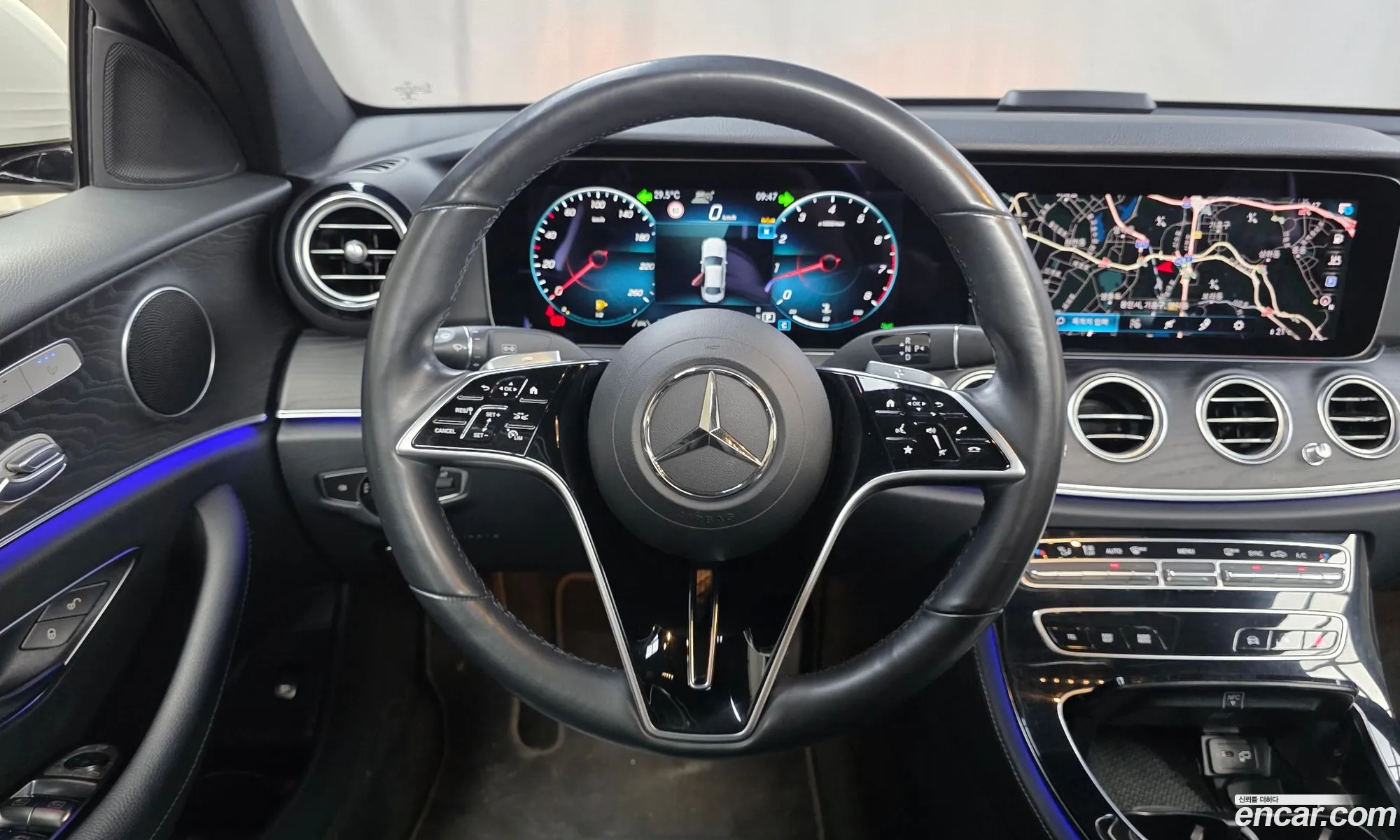 Mercedes-Benz E-Class W213 2022 — 13