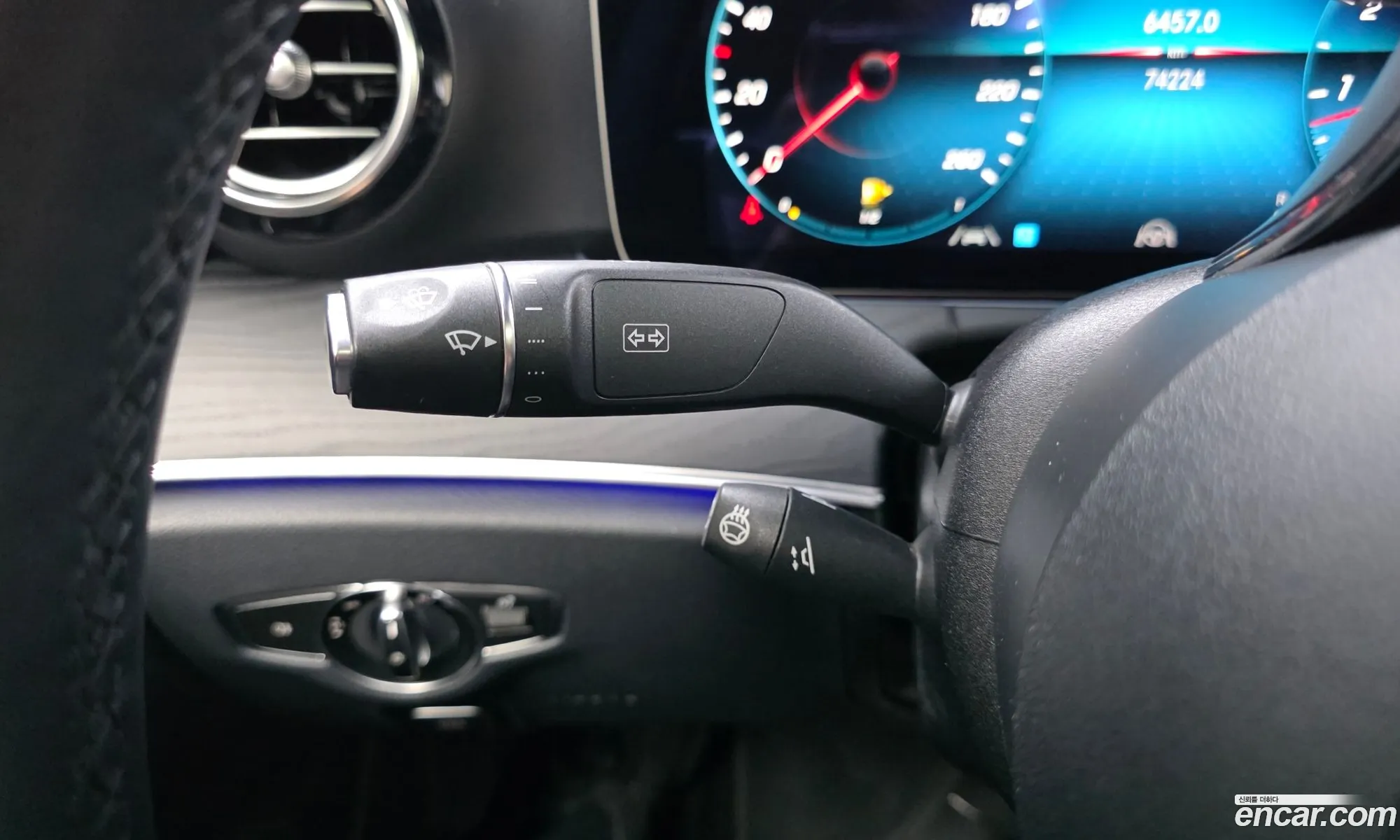 Mercedes-Benz E-Class W213 2022 — 12
