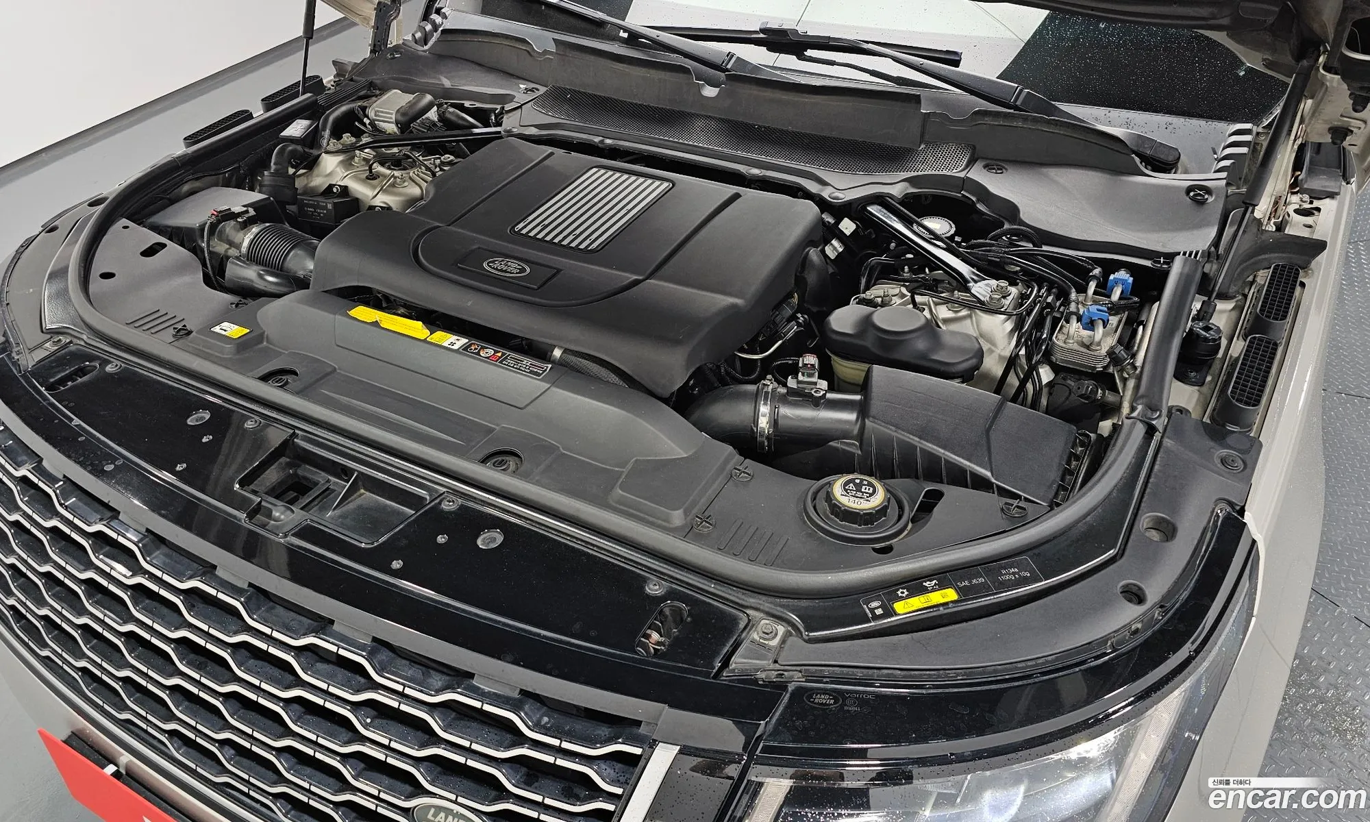 Land Rover Range Rover 2018 SALGA2BJ2JA500758 — 10