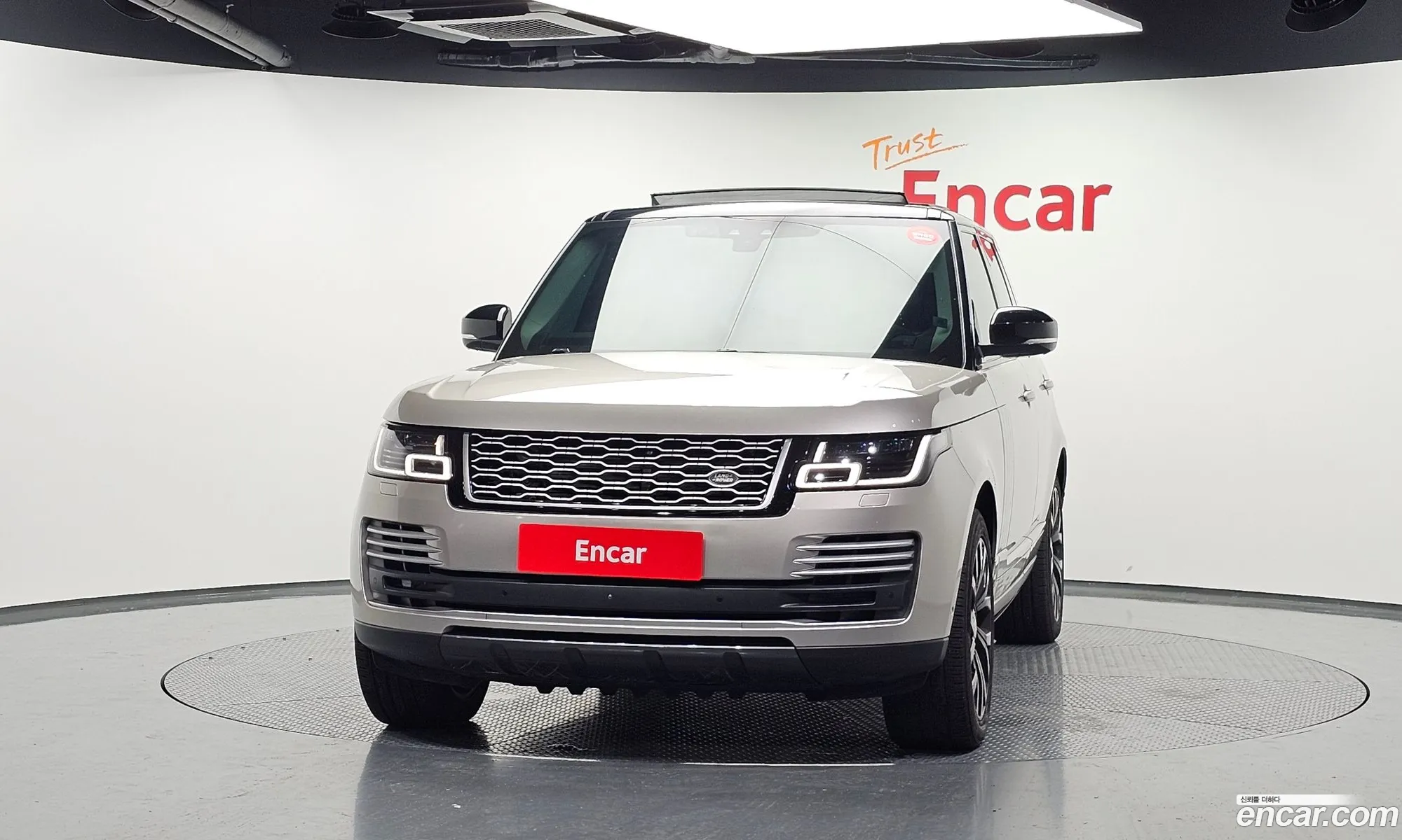 Land Rover Range Rover 2018 SALGA2BJ2JA500758 — 8