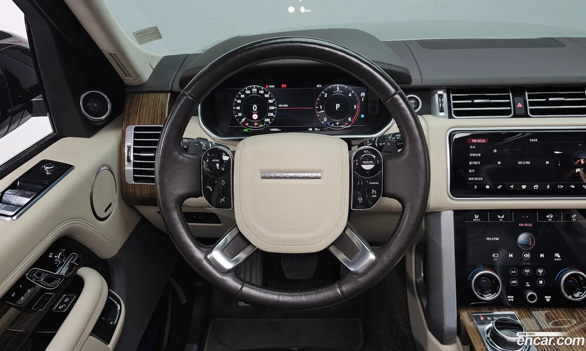 Land Rover Range Rover 2018 SALGA2BJ2JA500758 — 11