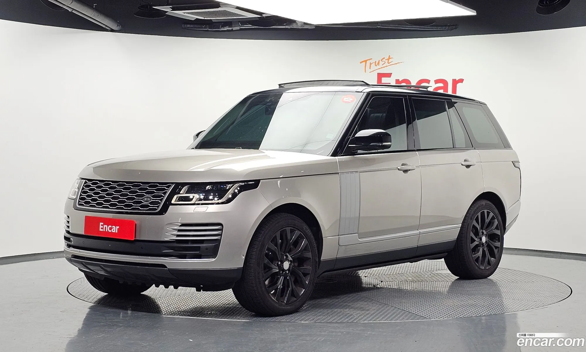 Land Rover Range Rover 2018 SALGA2BJ2JA500758 — 7