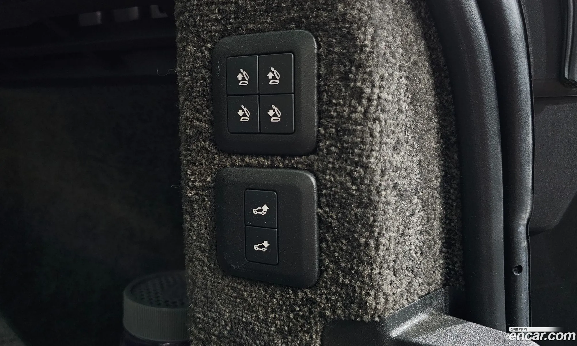 Land Rover Range Rover 2018 SALGA2BJ2JA500758 — 6