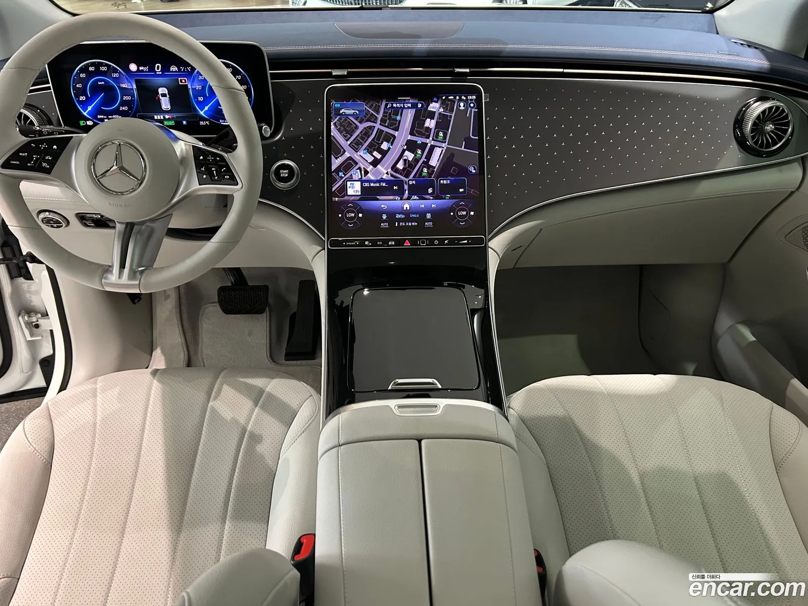 Mercedes-Benz EQE SUV X294 2026 — 13