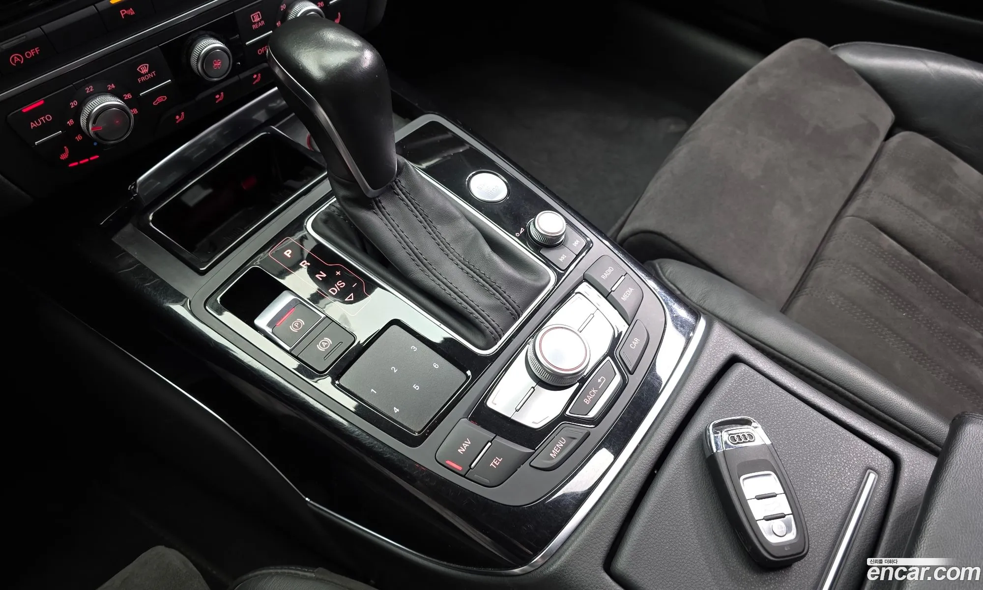 Audi A6 2015 — 19