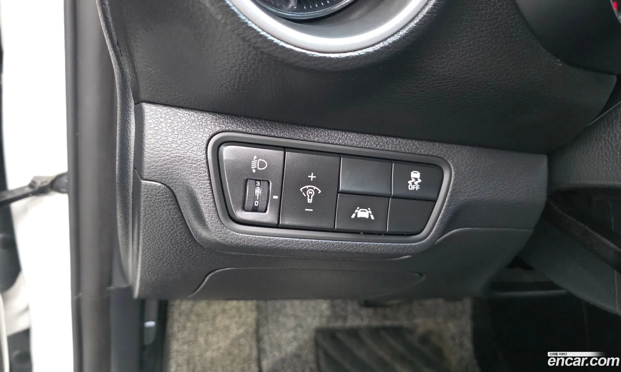 Kia K3 2019 — 10
