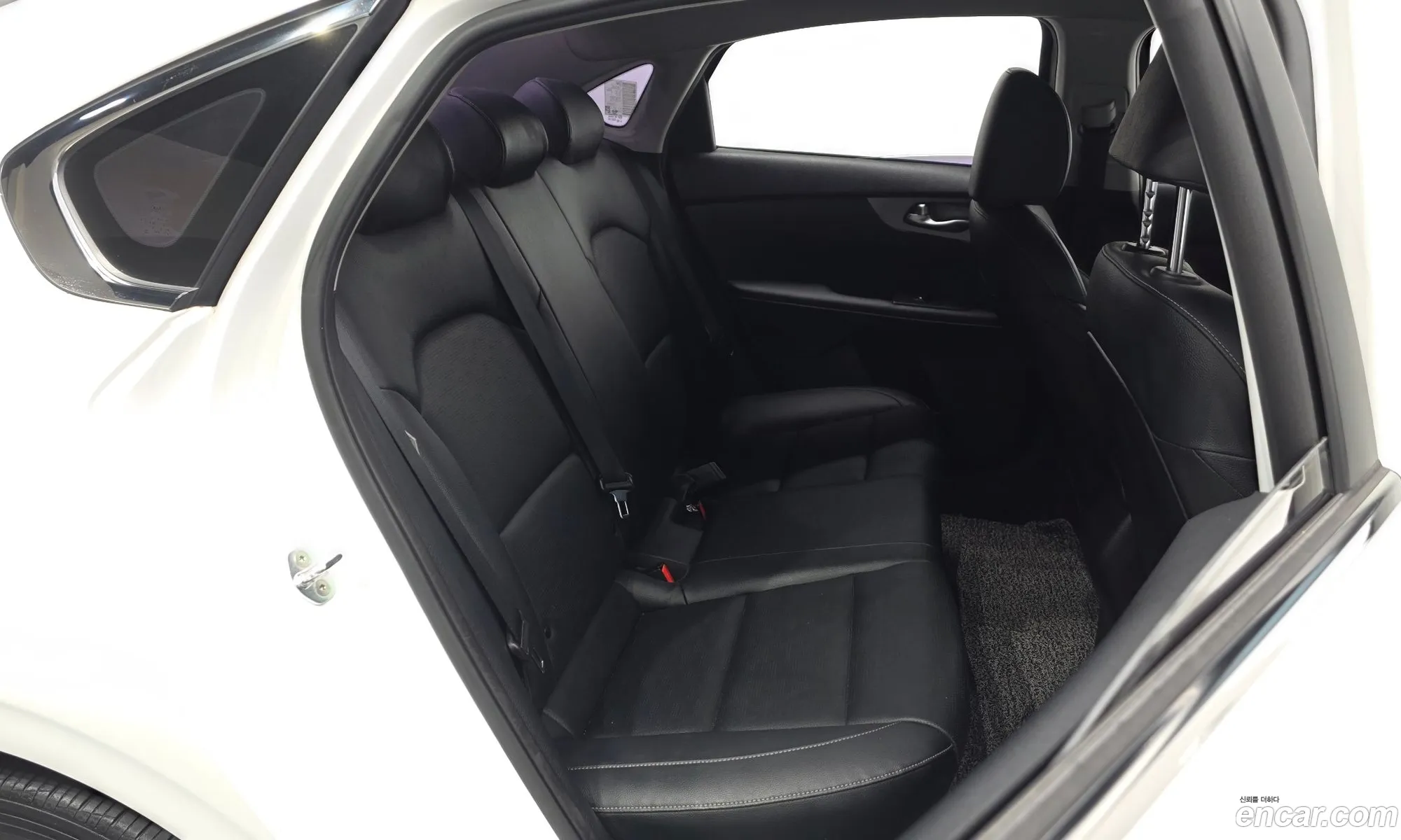 Kia K3 2019 — 20