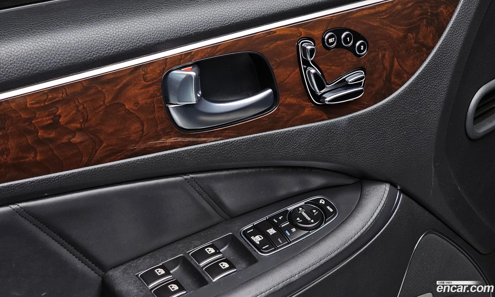 Hyundai Equus 2013 — 7