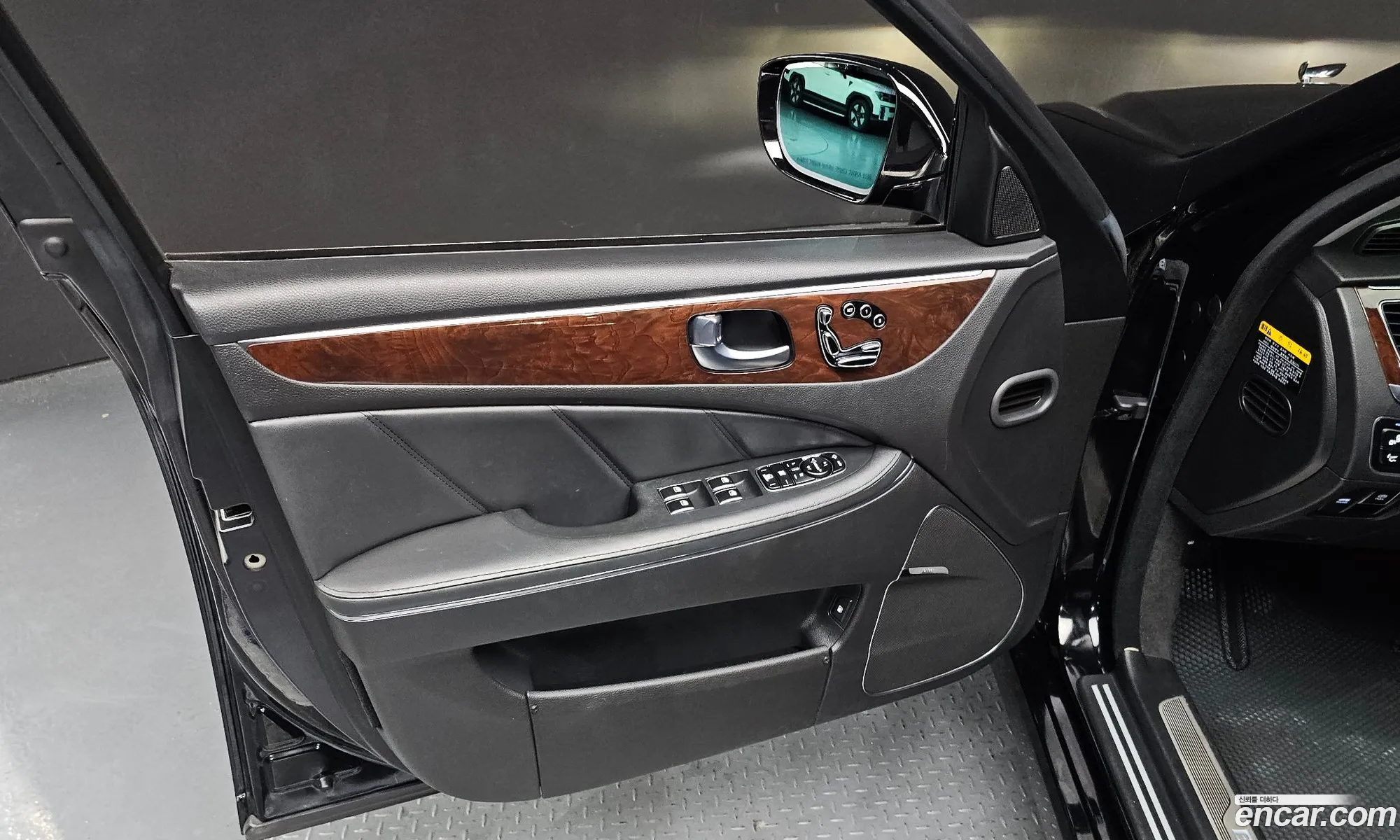 Hyundai Equus 2013 — 6