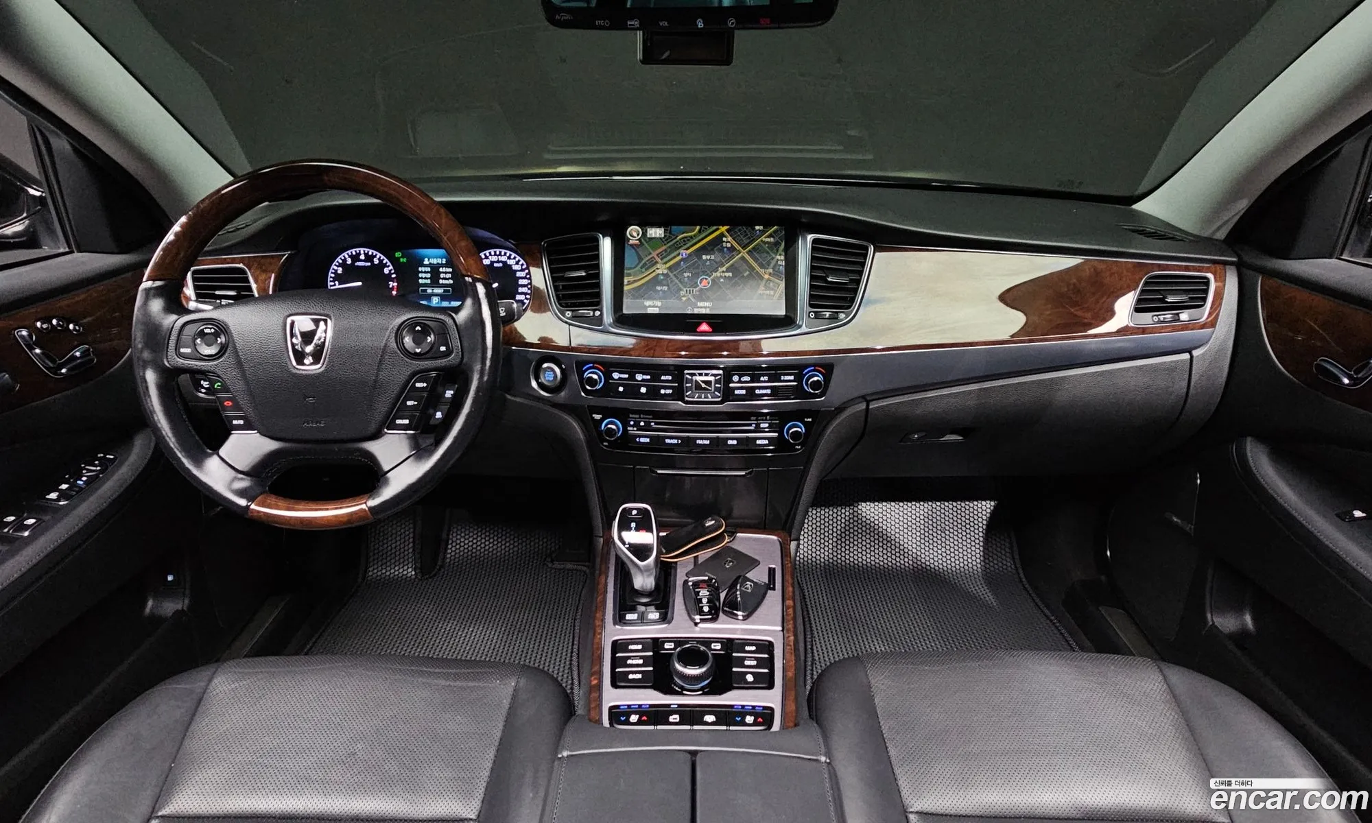 Hyundai Equus 2013 — 3