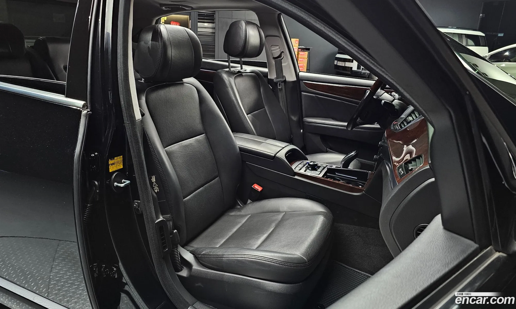 Hyundai Equus 2013 — 8