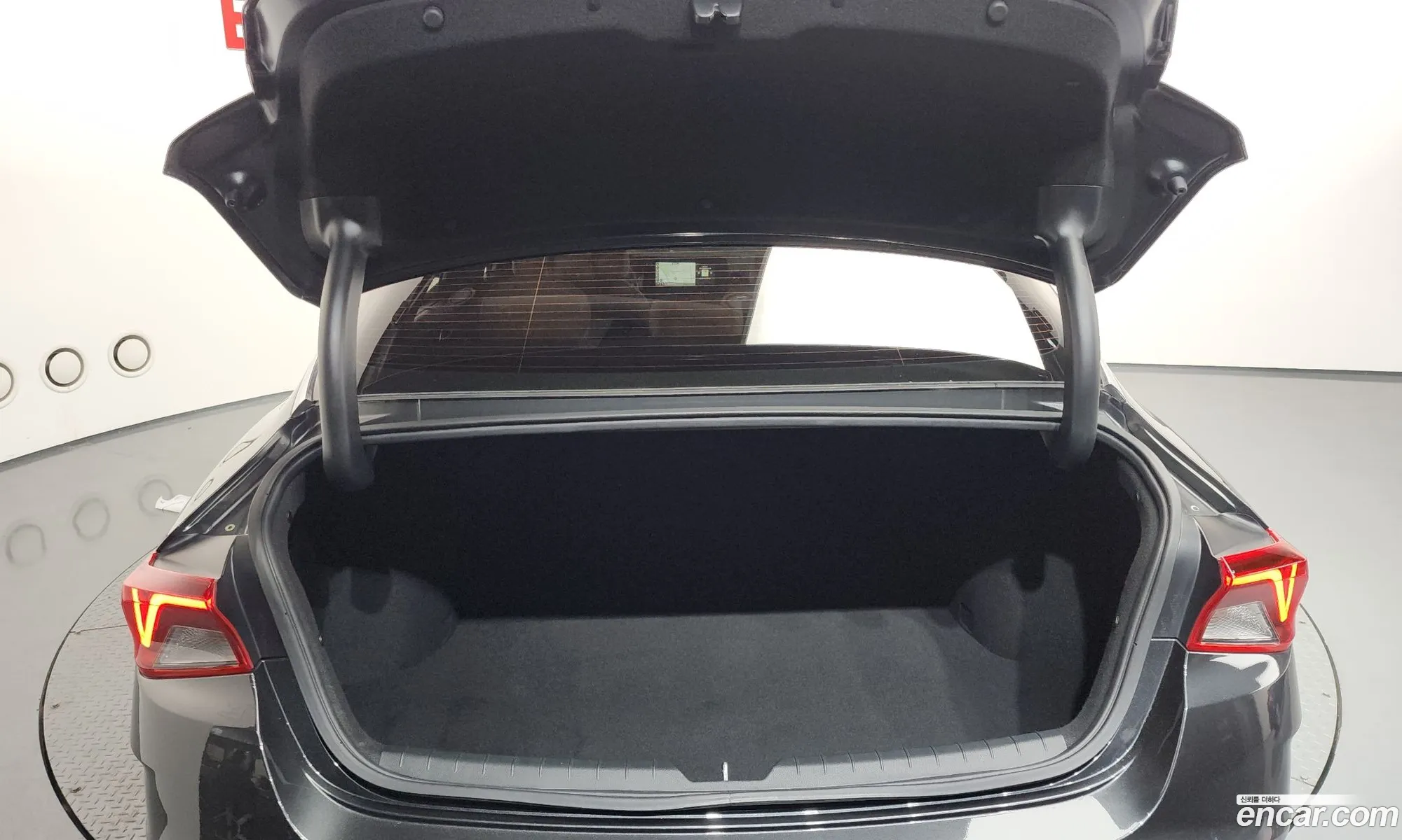 Kia K5 2022 — 9