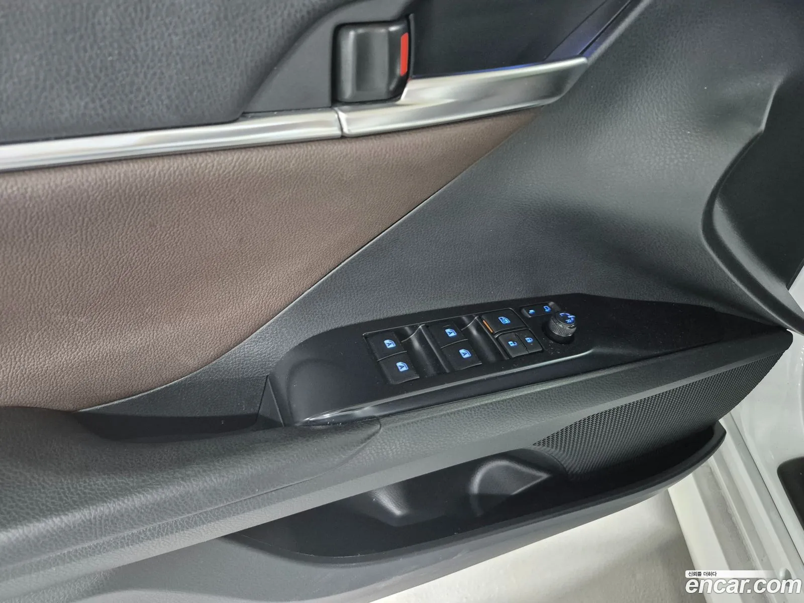 Toyota Camry 2019 — 13