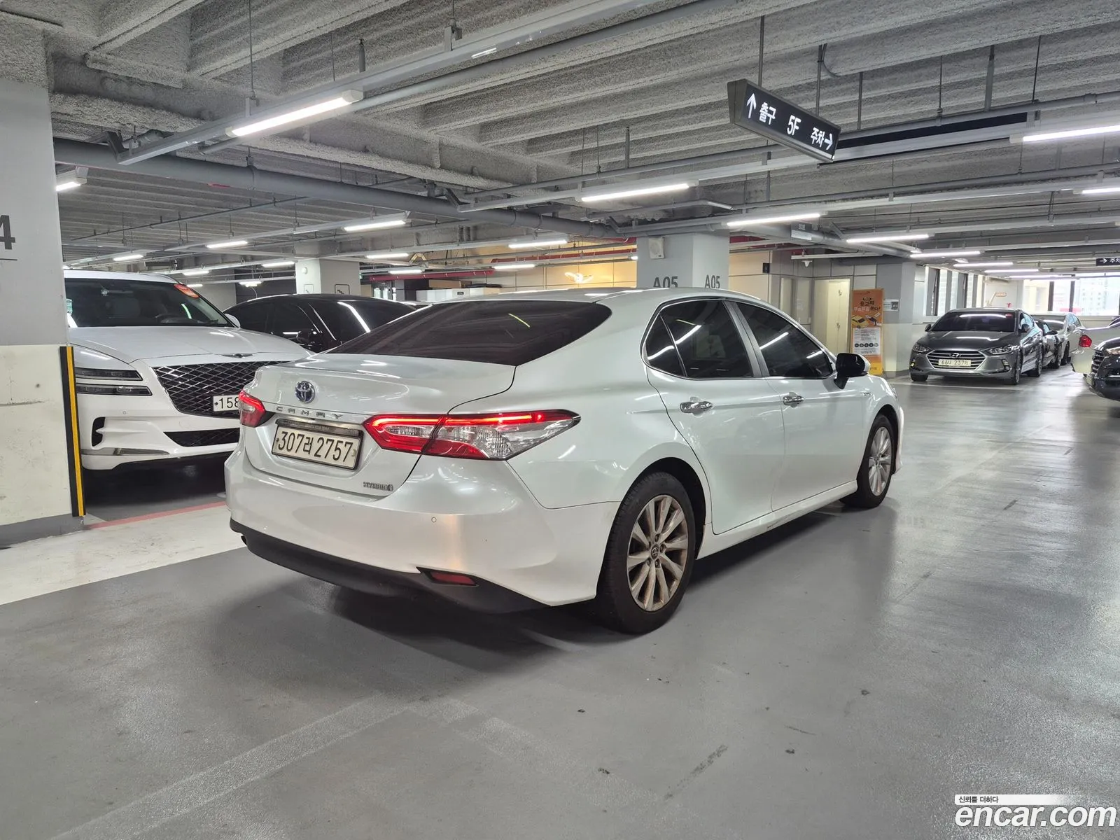 Toyota Camry 2019 — 8