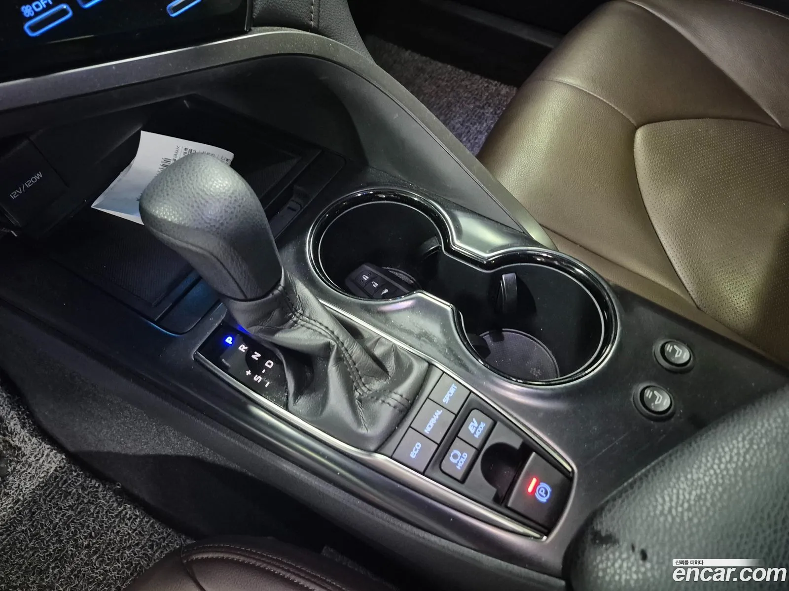 Toyota Camry 2019 — 5