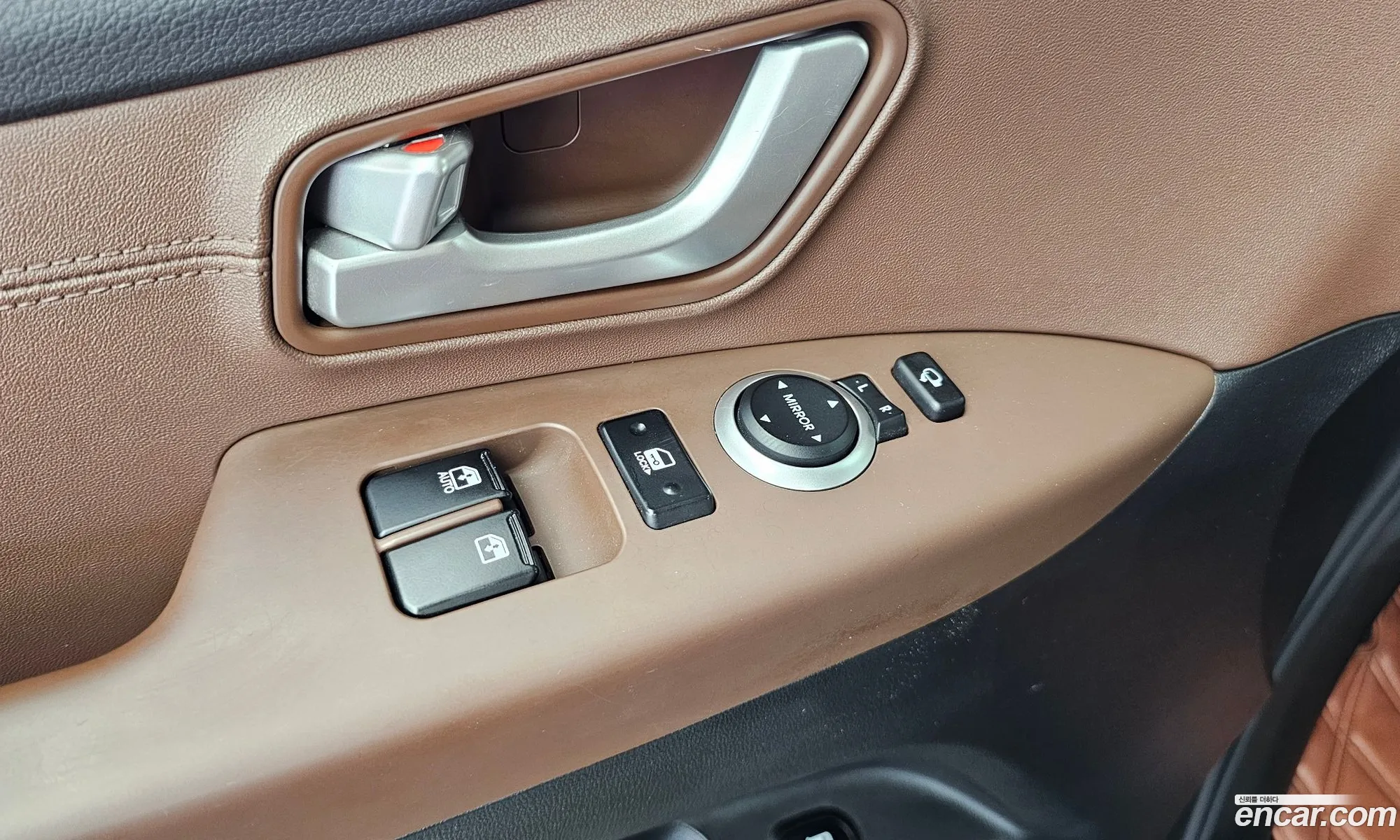 Hyundai Grand Starex 2019 — 8