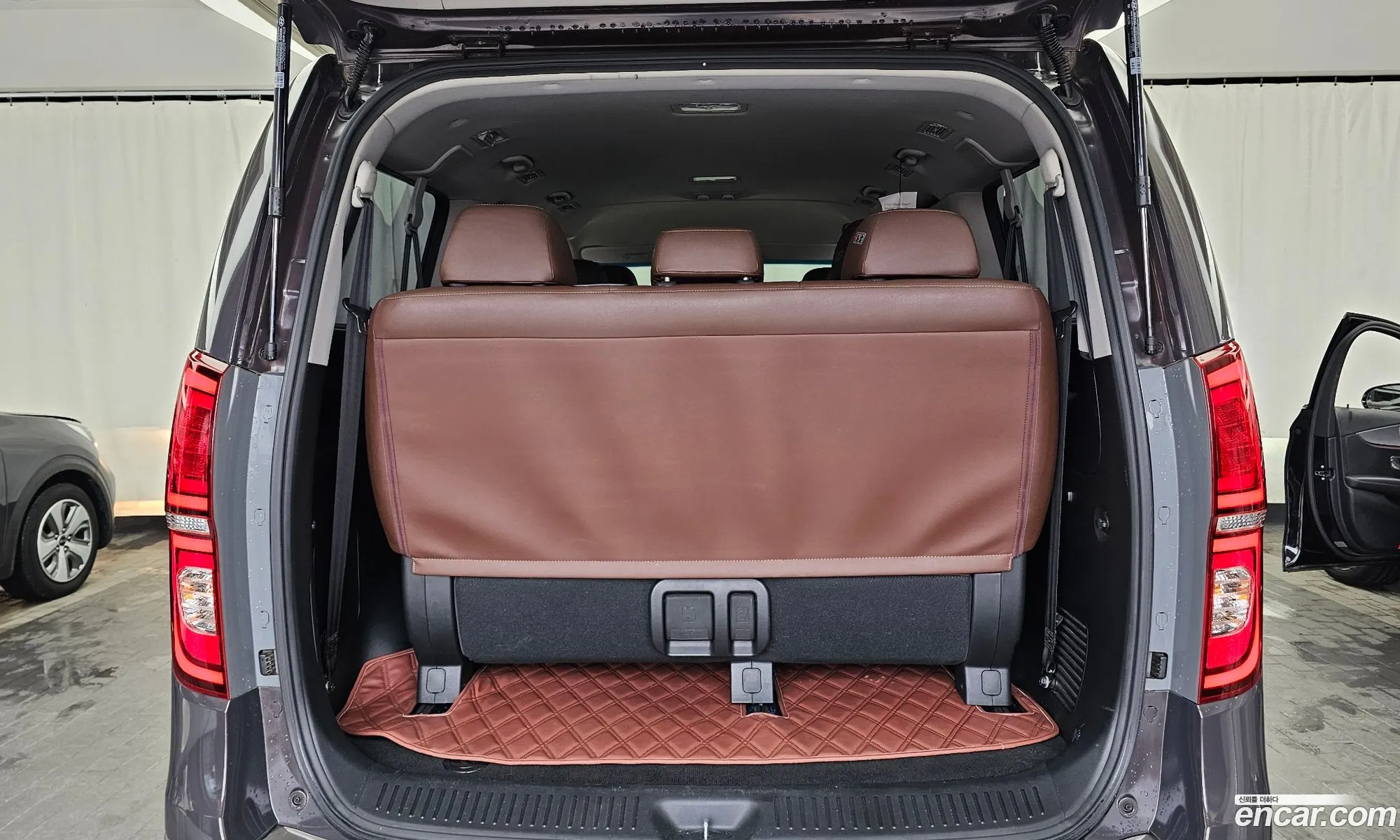 Hyundai Grand Starex 2019 — 13