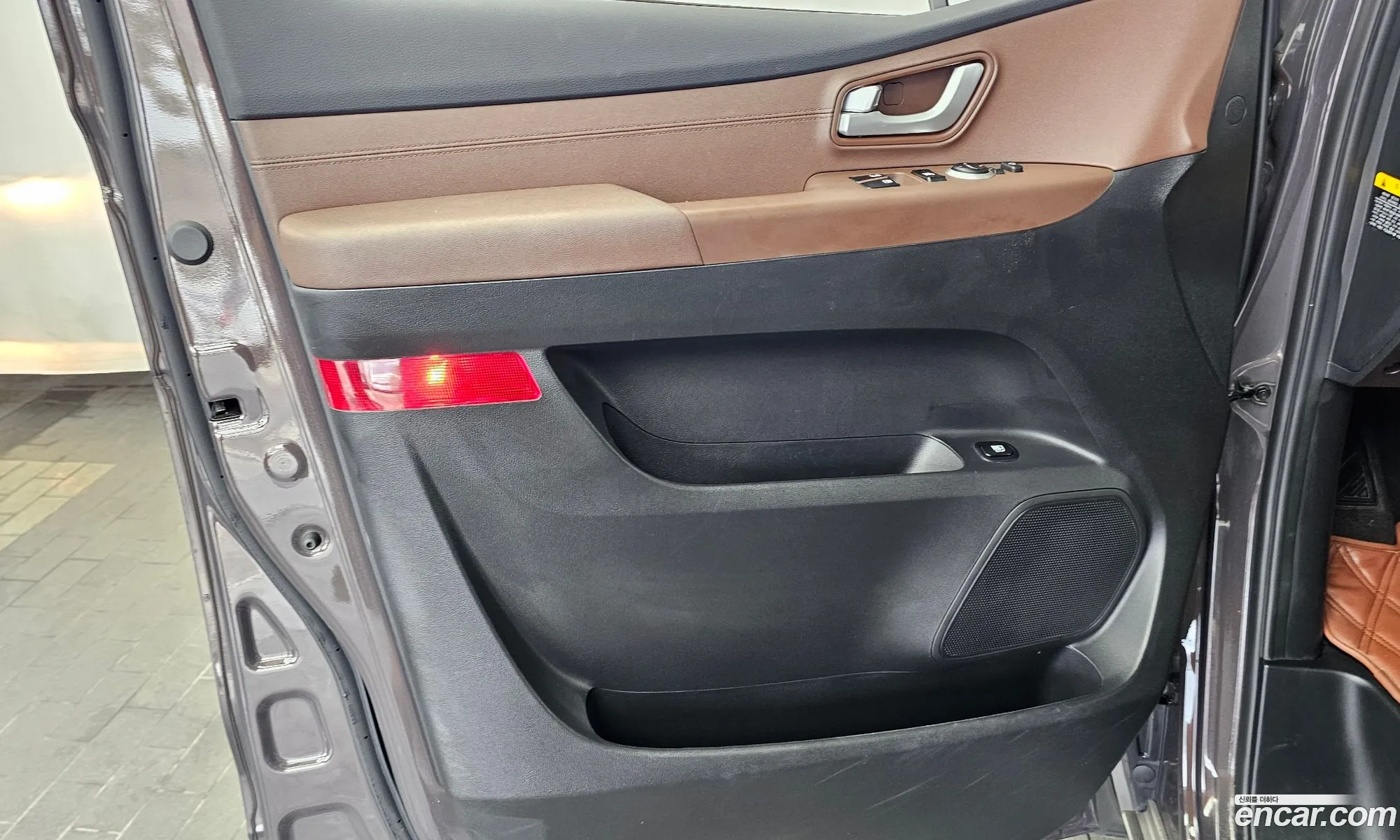 Hyundai Grand Starex 2019 — 15