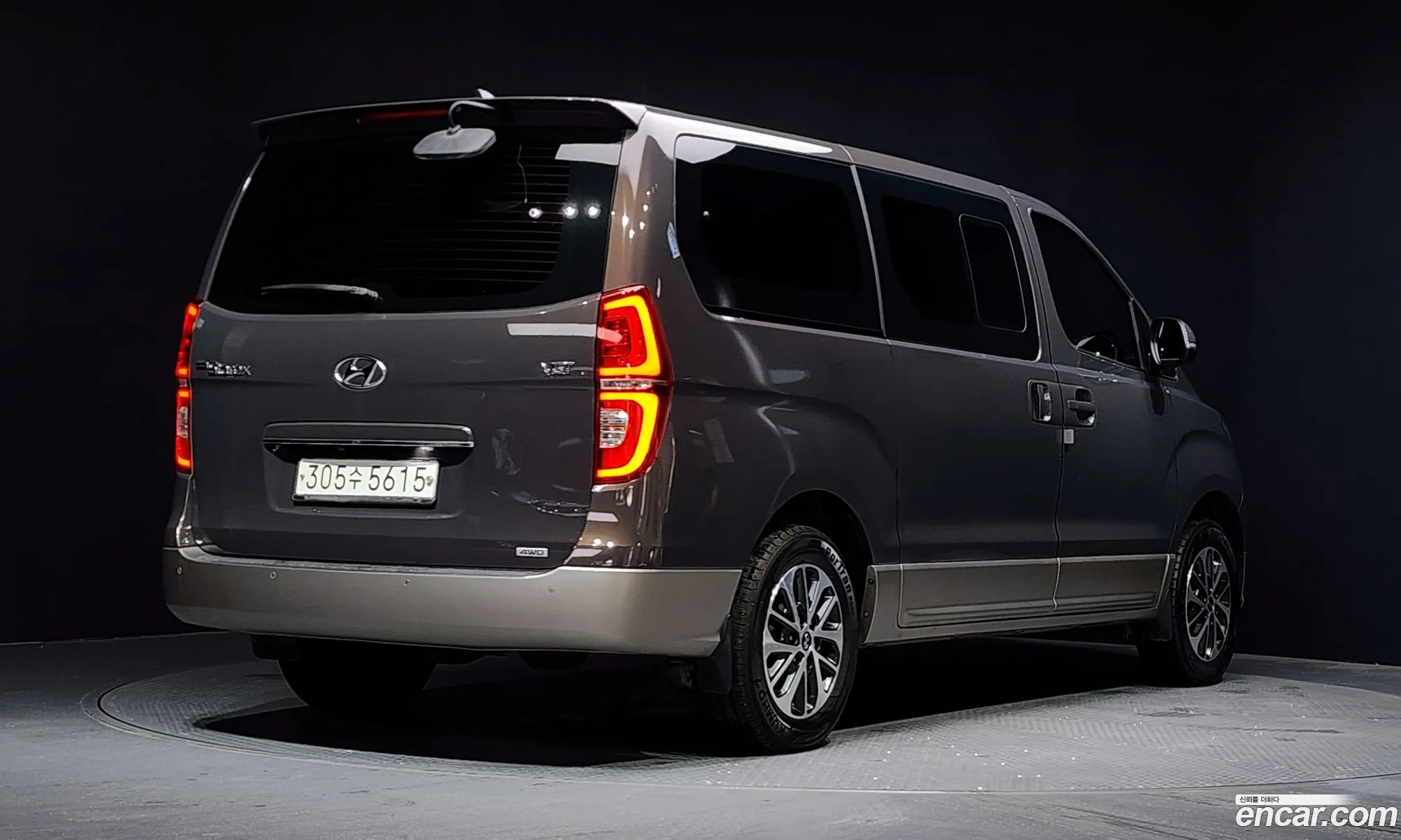 Hyundai Grand Starex 2019 — 26