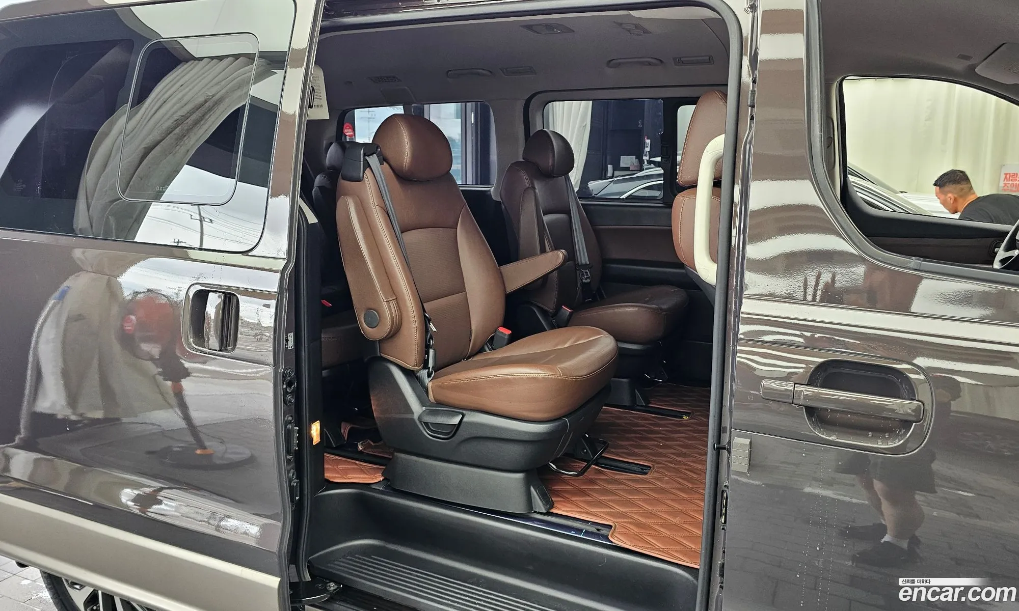 Hyundai Grand Starex 2019 — 20