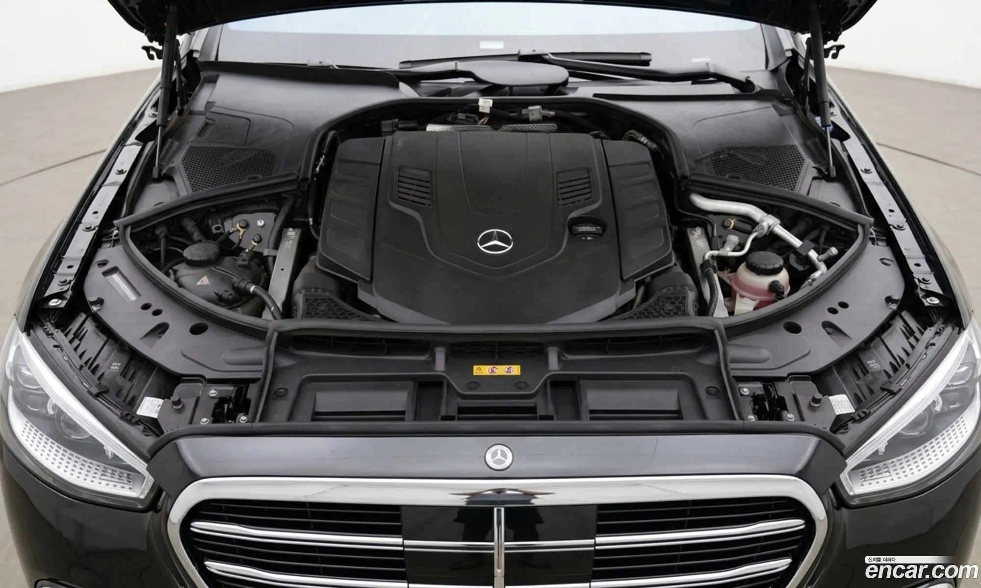 Mercedes-Benz S-Class W223 2025 — 8