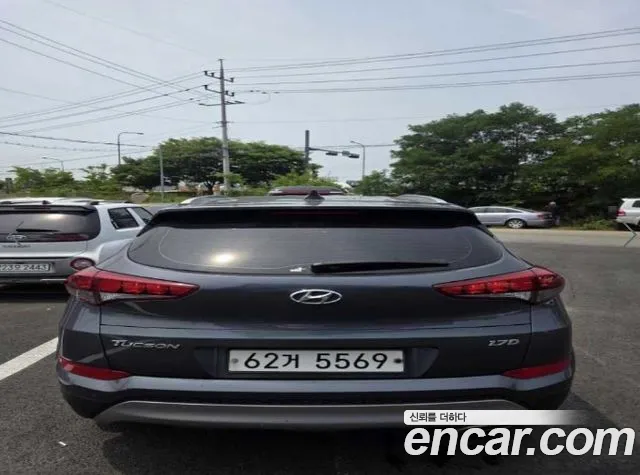 Hyundai Tucson 2017 — 2