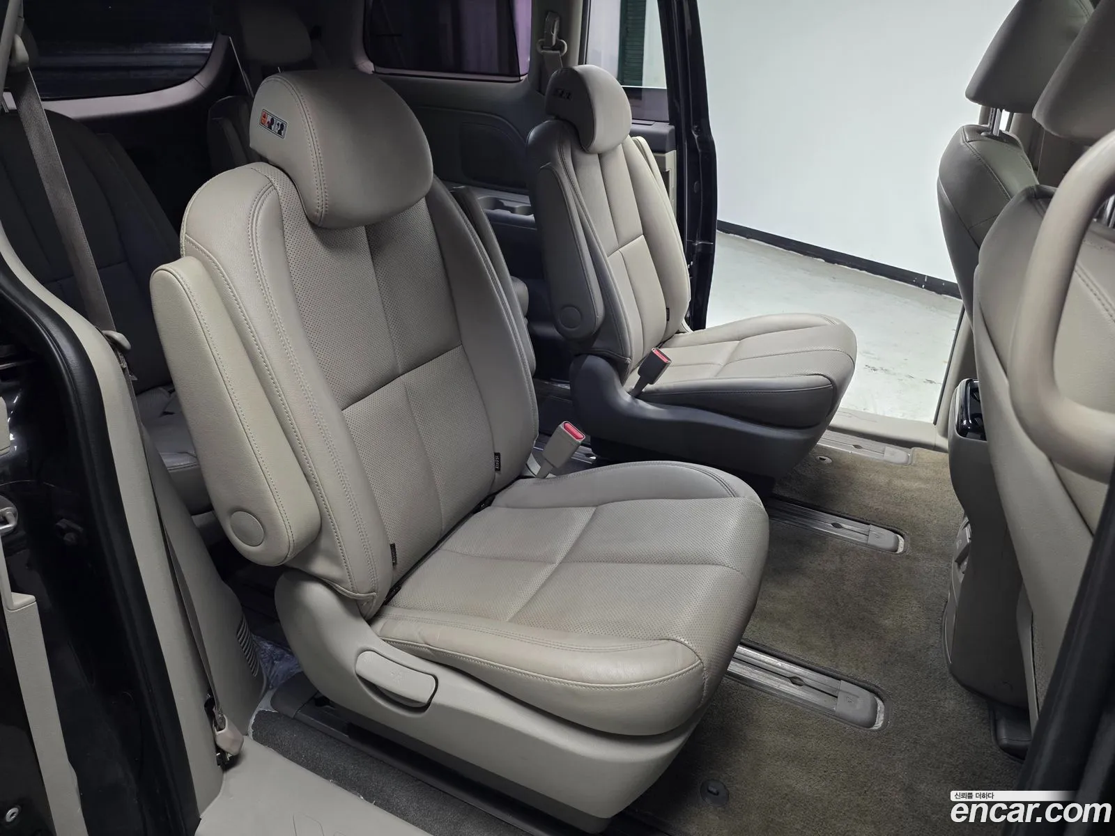 Kia Carnival 2018 — 8