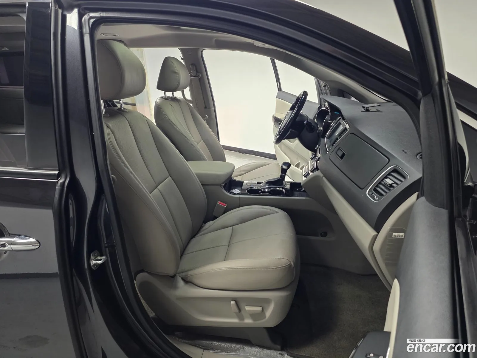 Kia Carnival 2018 — 7