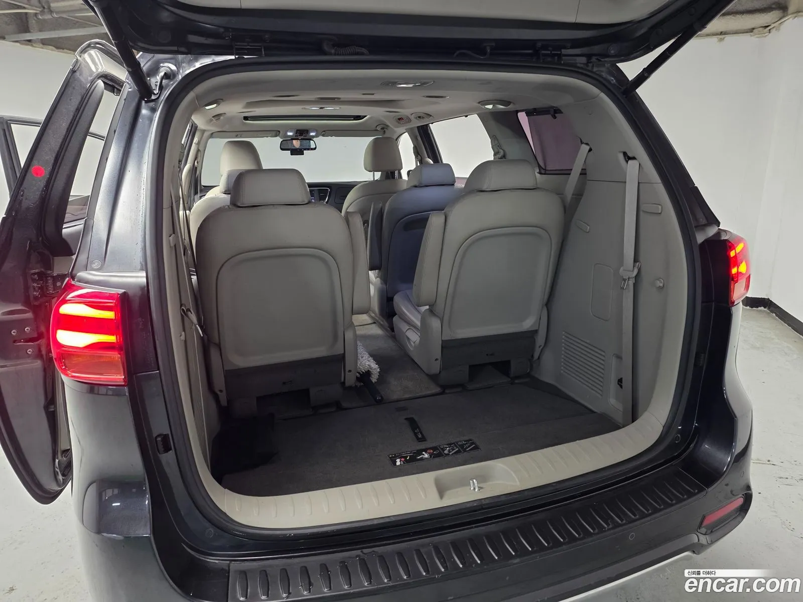 Kia Carnival 2018 — 13