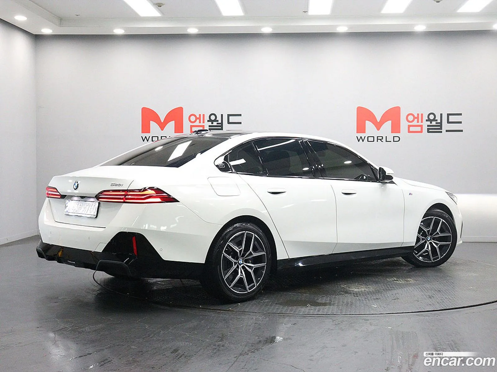 BMW 5 Series 2023 — 20
