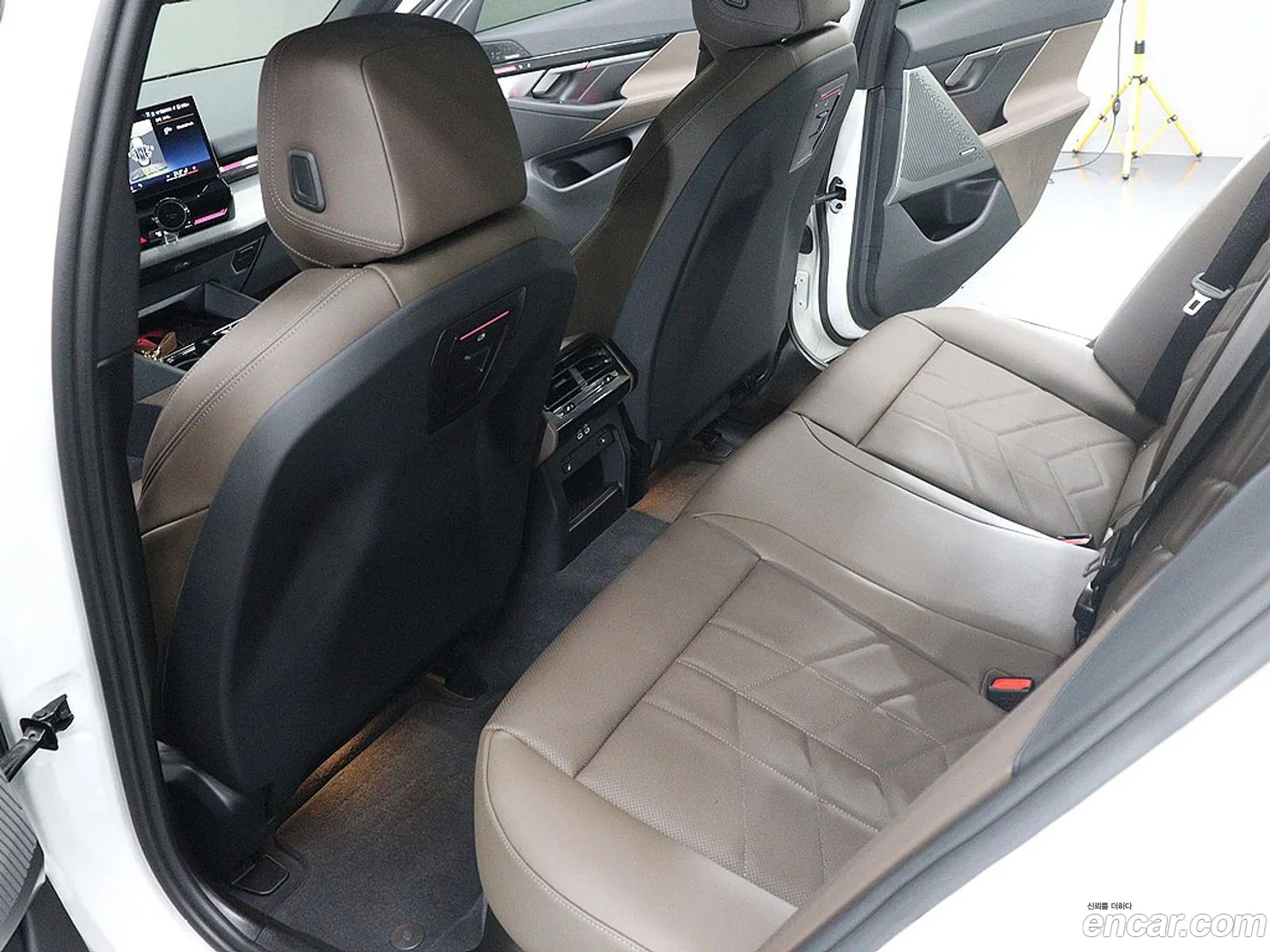 BMW 5 Series 2023 — 2