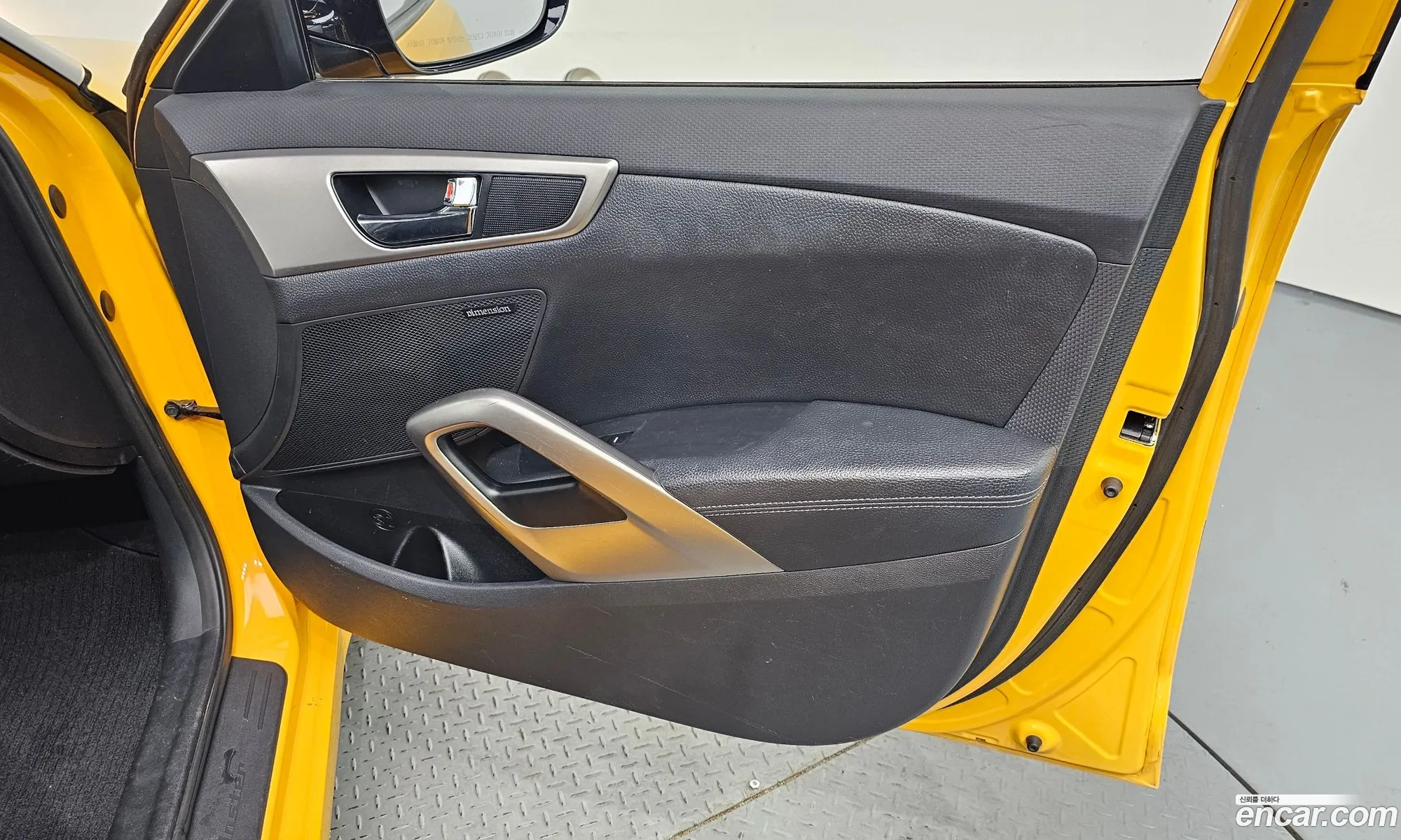 Hyundai Veloster 2012 — 13