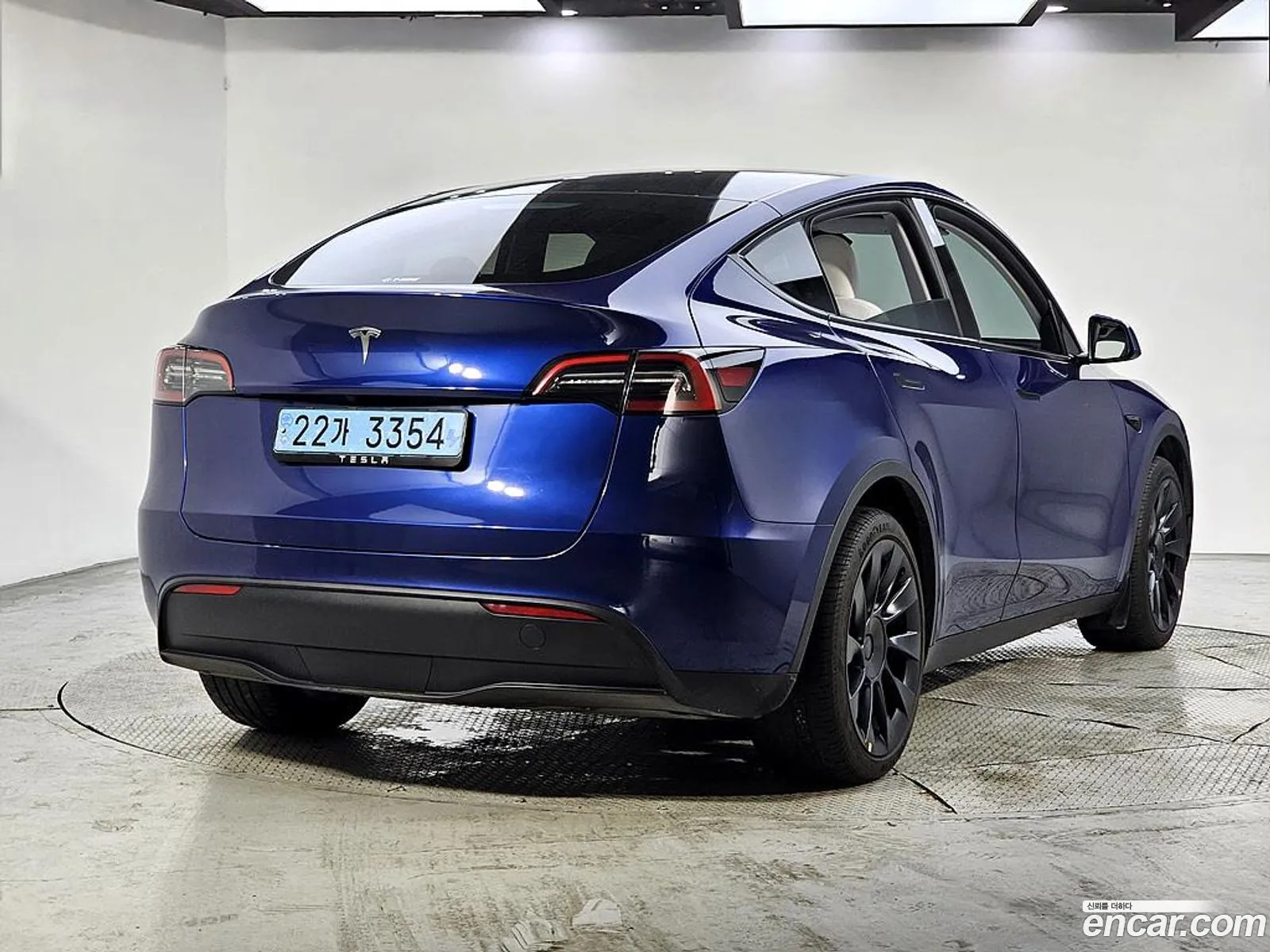 Tesla Model Y 2024 — 5