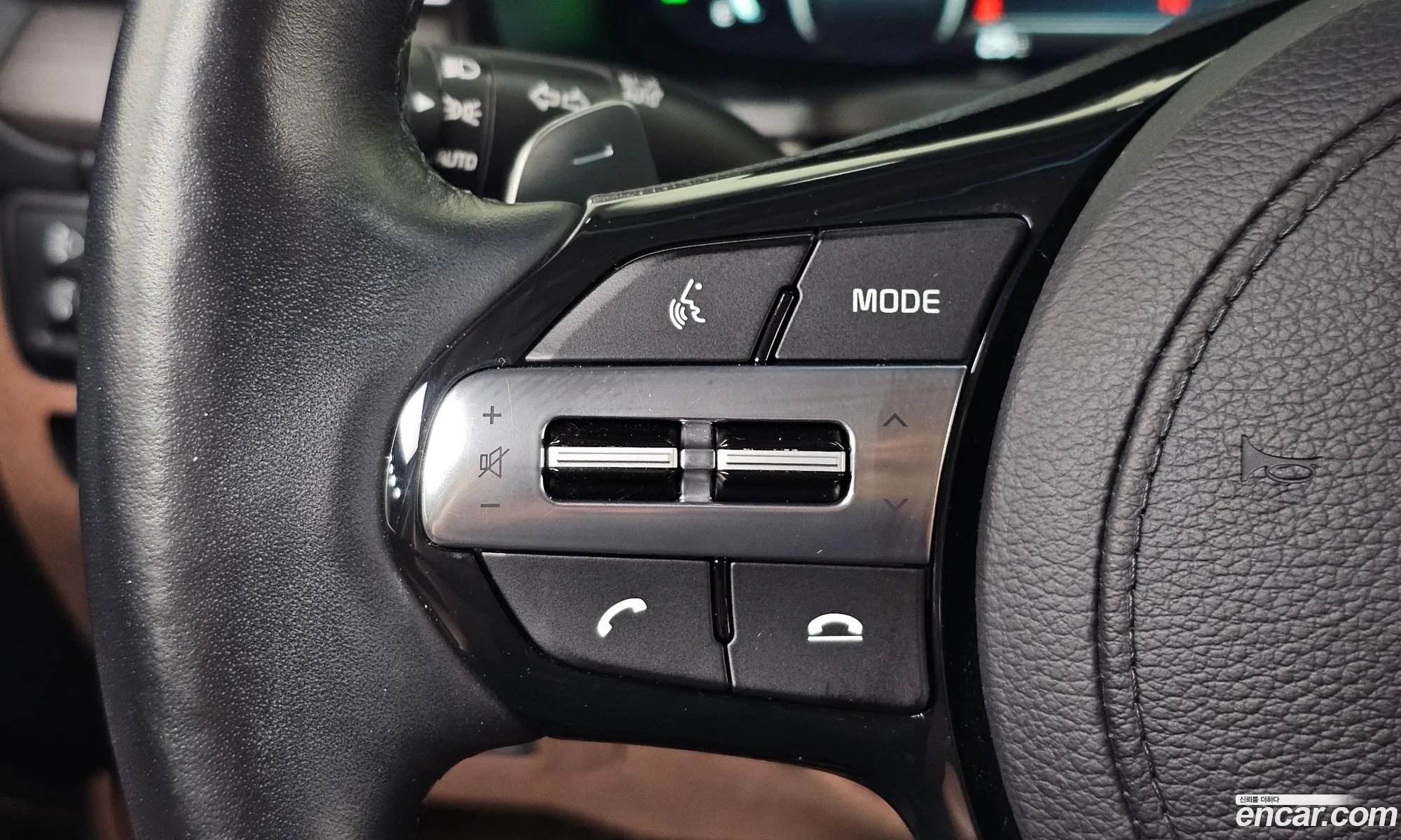 Kia K7 Premier Hybrid 2019 — 13