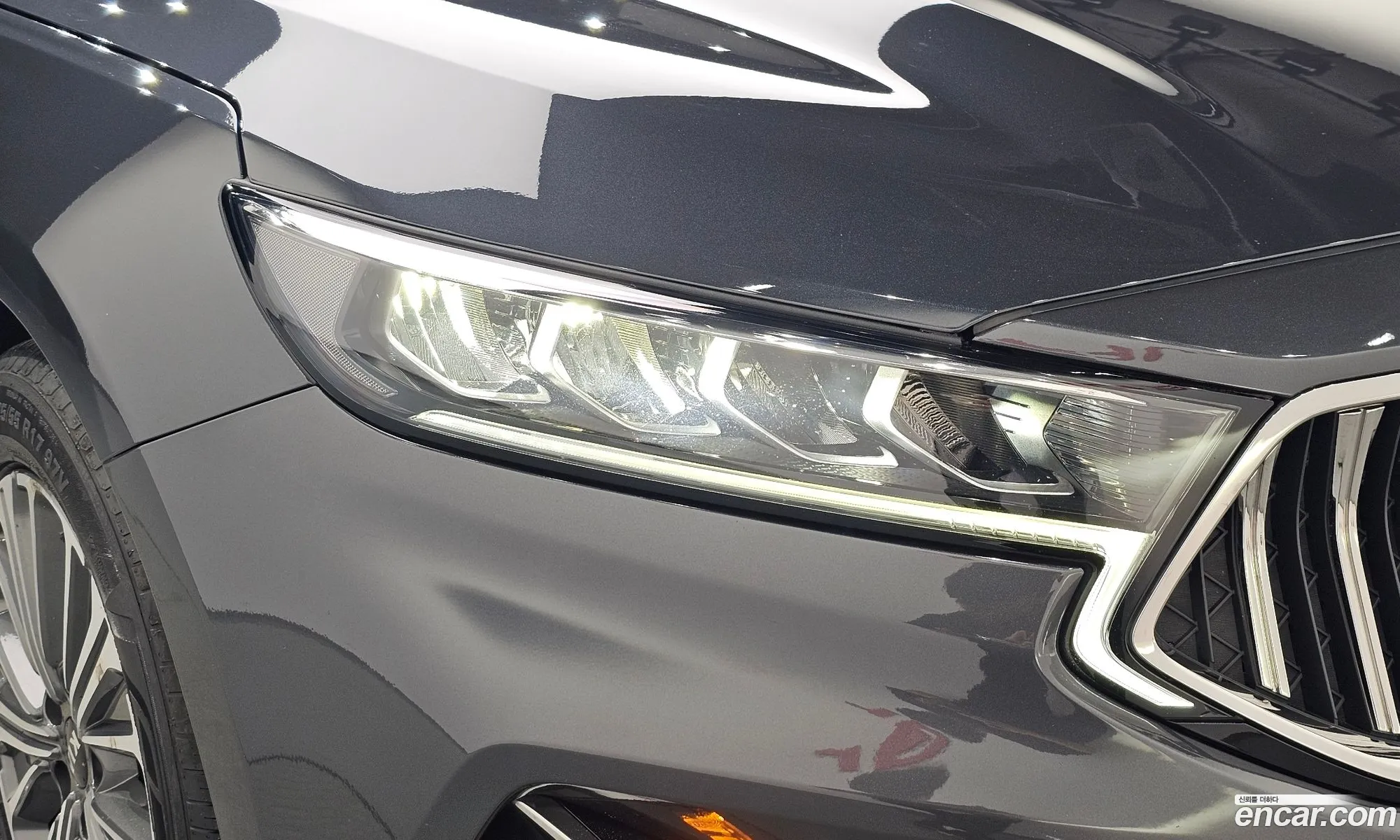 Kia K7 Premier Hybrid 2019 — 23