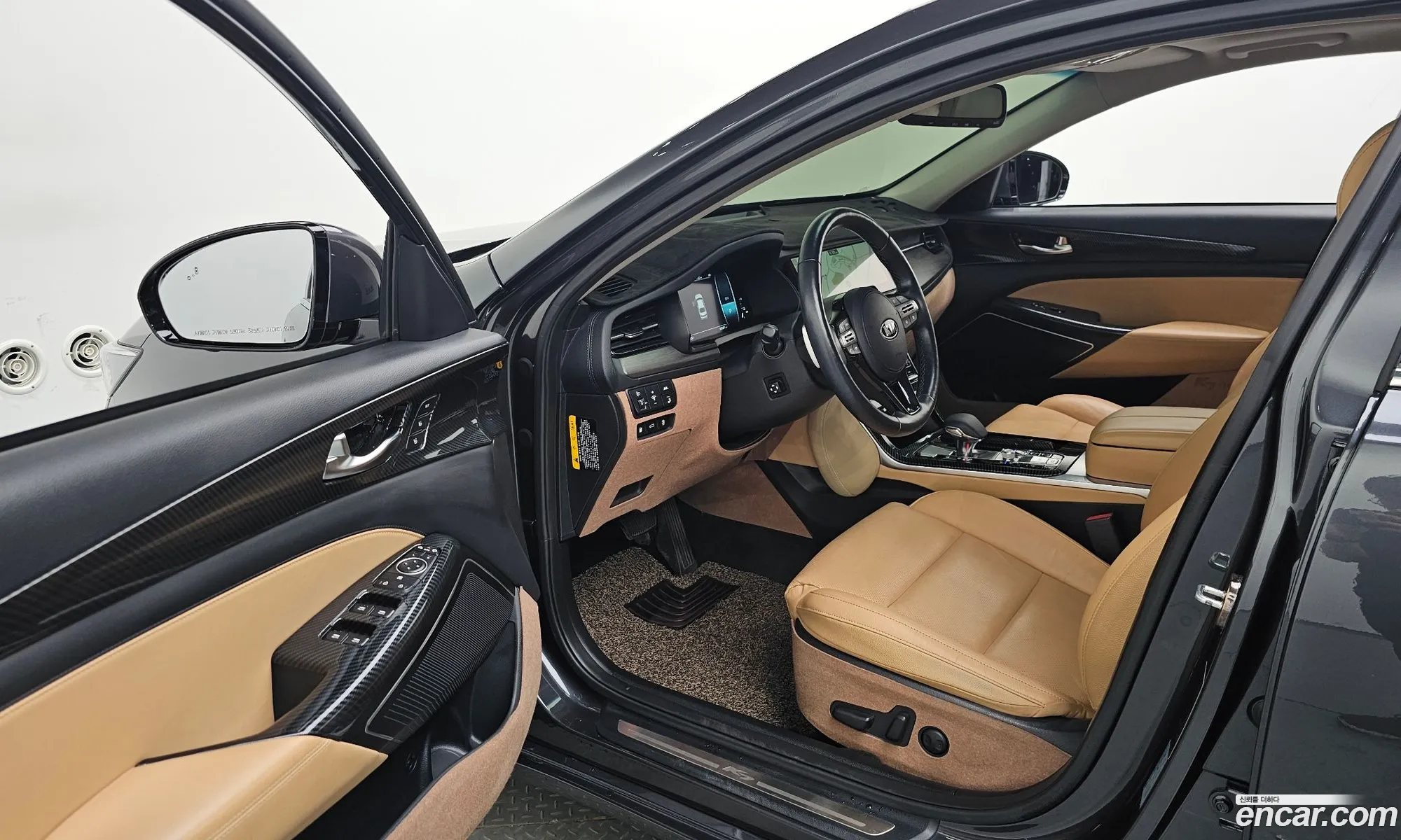 Kia K7 Premier Hybrid 2019 — 10
