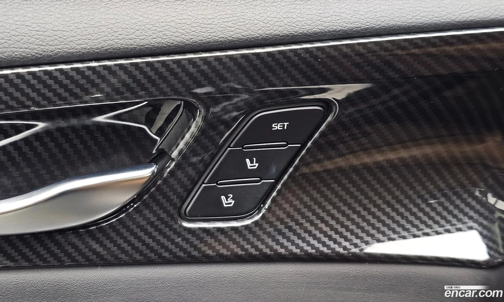 Kia K7 Premier Hybrid 2019 — 34