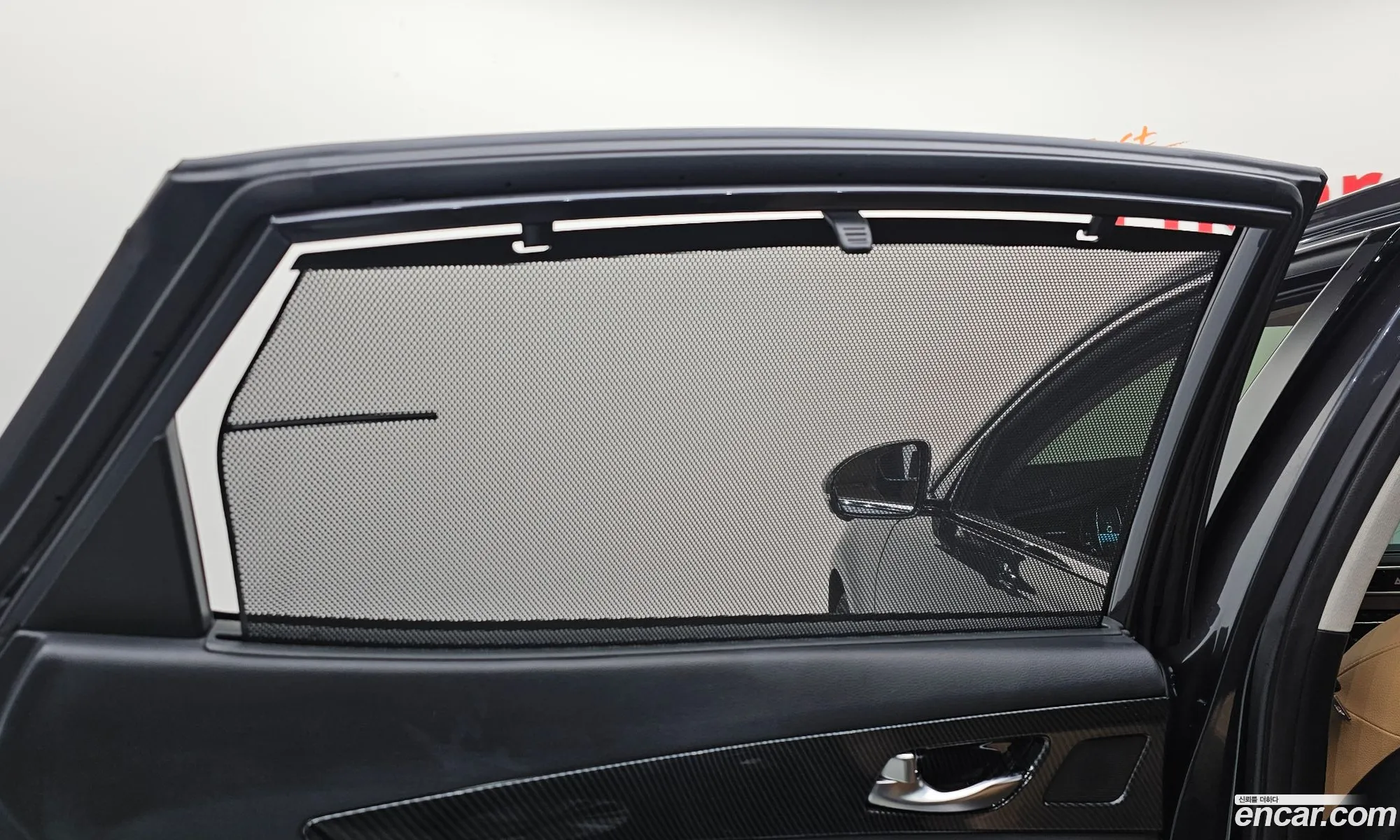 Kia K7 Premier Hybrid 2019 — 35