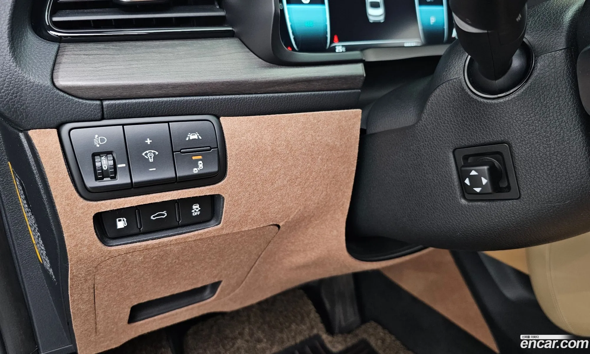 Kia K7 Premier Hybrid 2019 — 36