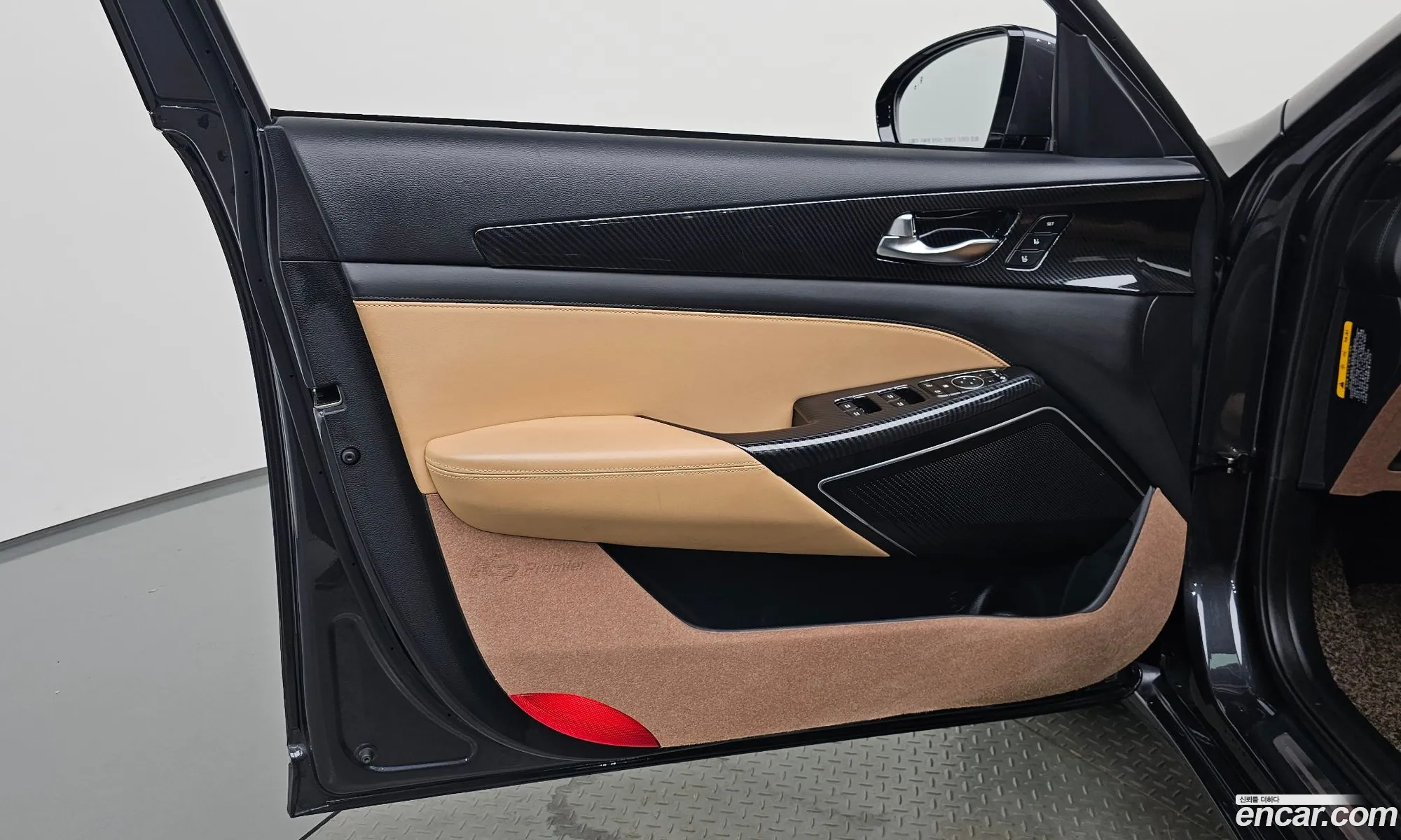 Kia K7 Premier Hybrid 2019 — 8