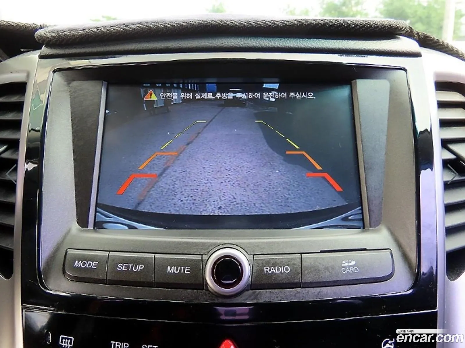 KG Mobility (SsangYong) Tivoli 2015 — 16