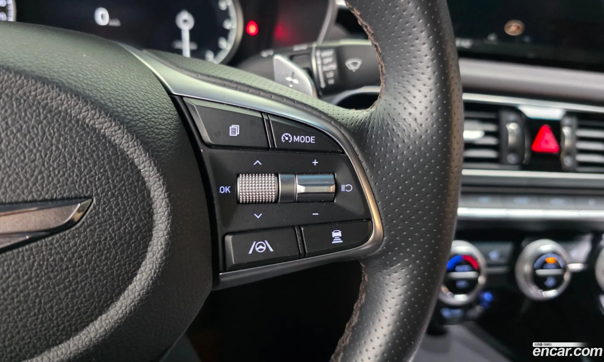 Genesis G70 2022 KMTG341ADNU106601 — 4
