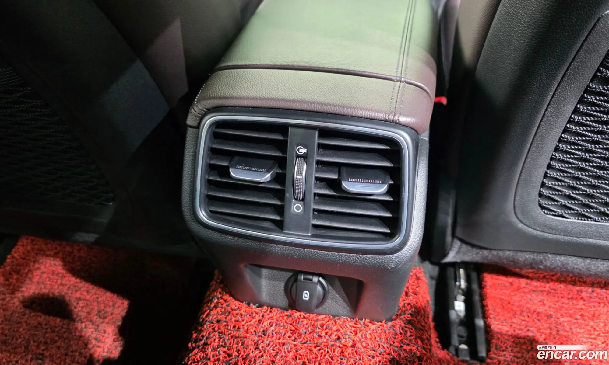 Genesis G70 2022 KMTG341ADNU106601 — 23