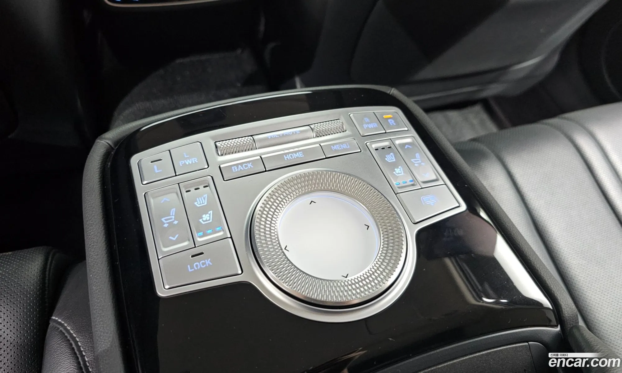 Genesis G80 2022 KMTGB41CDNU126607 — 30