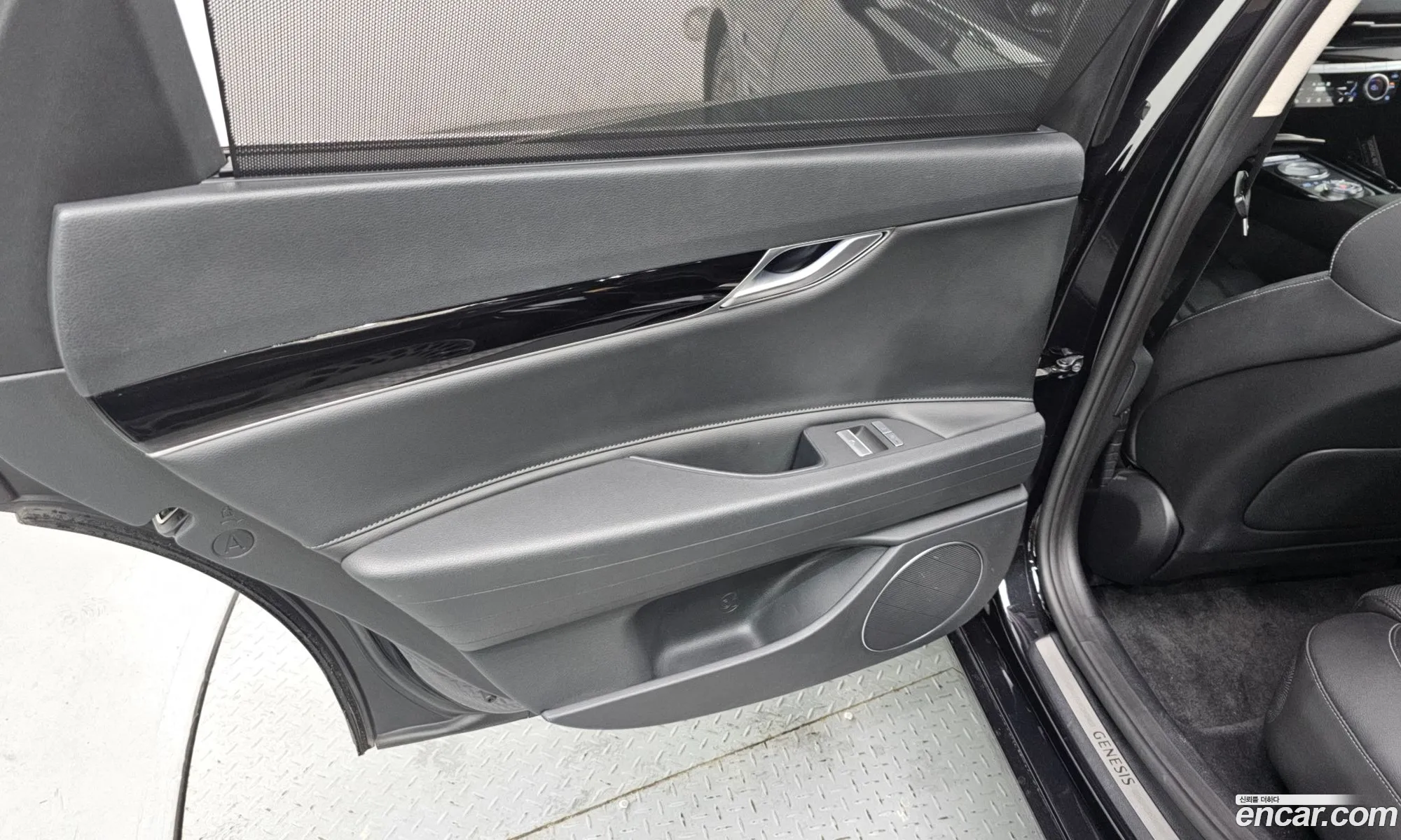 Genesis G80 2022 KMTGB41CDNU126607 — 23